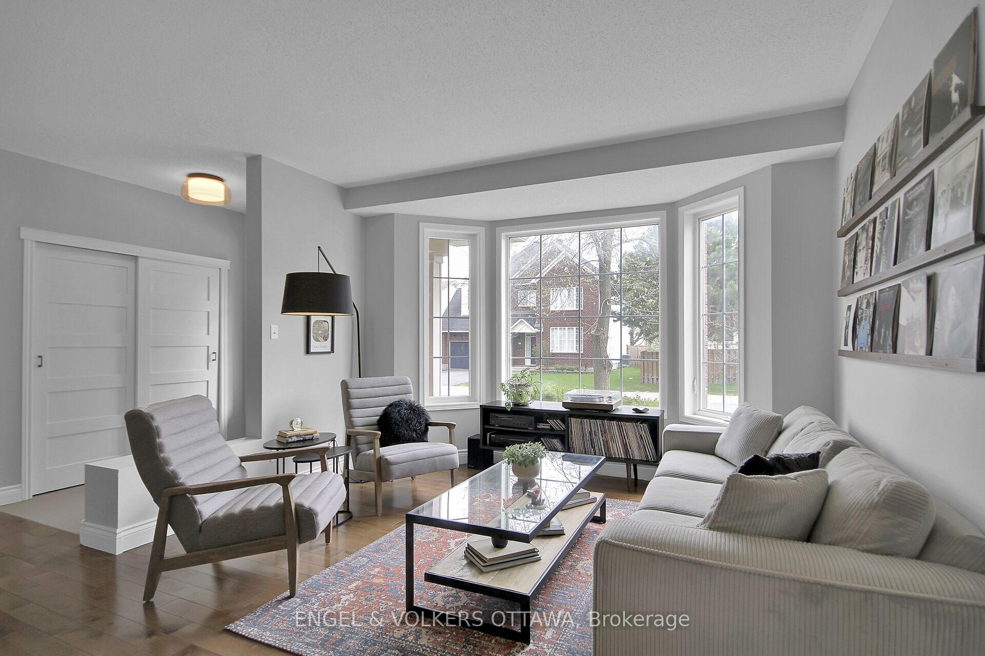 Photo 5 of 4 Greatwood Crescent, Ottawa, Barrhaven East — HOMEH