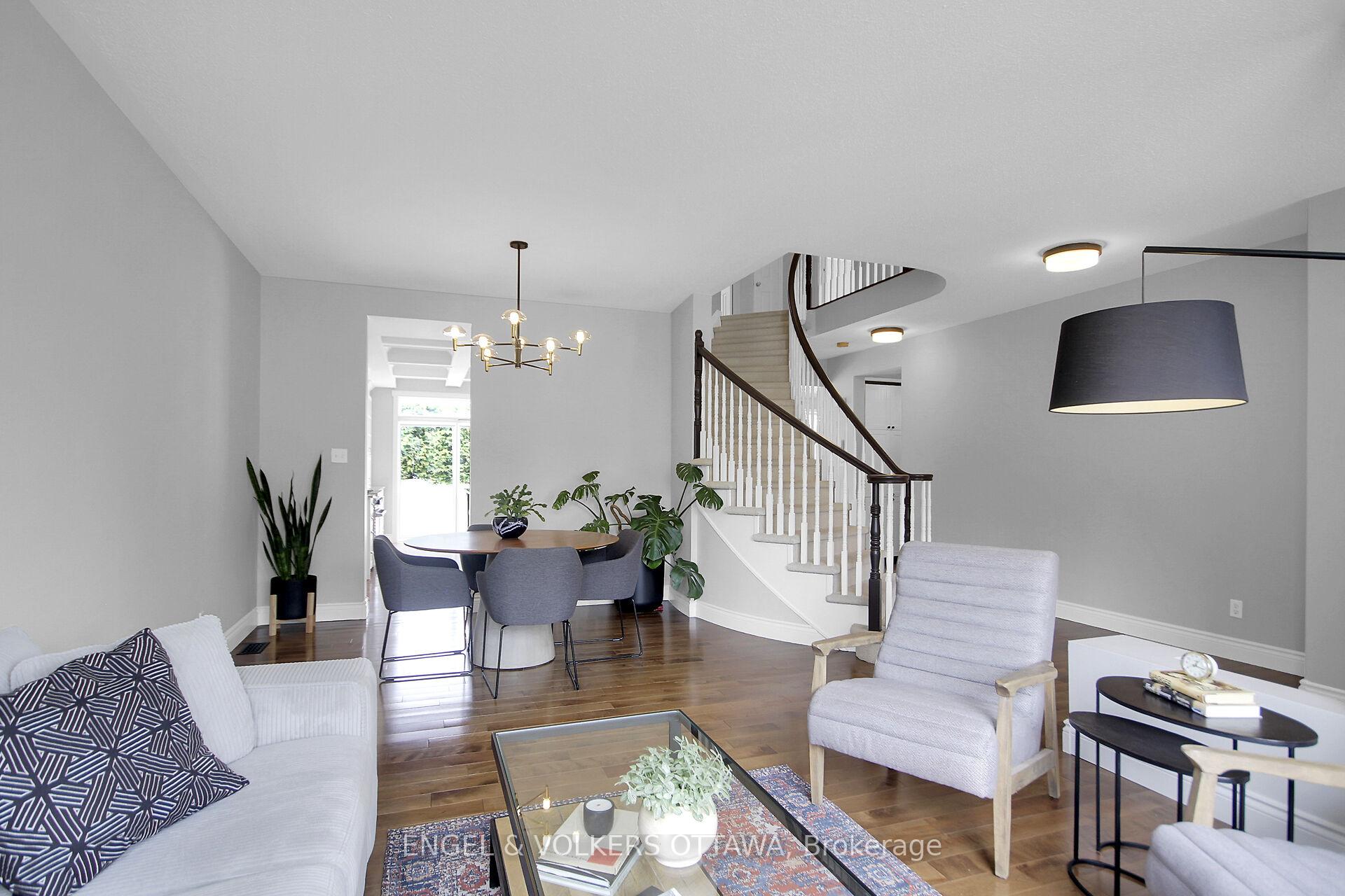 Photo 6 of 4 Greatwood Crescent, Ottawa, Barrhaven East — HOMEH