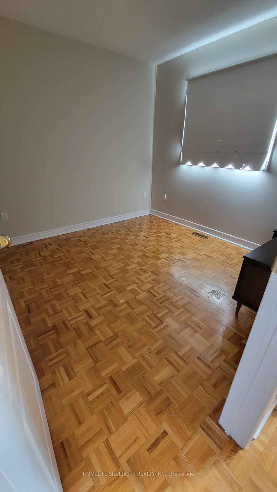 Photo 11 of 255 Mountainberry Road, Brampton, Sandringham-Wellington — HOMEH
