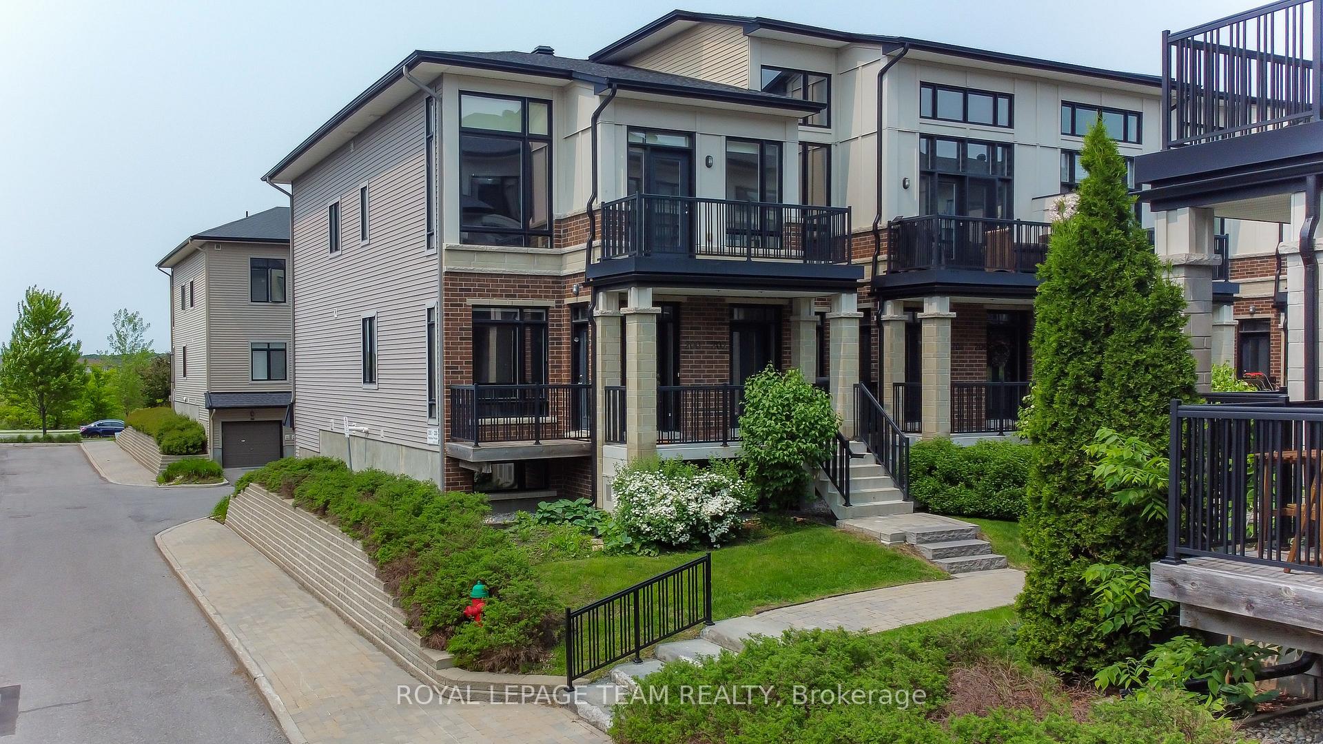 Photo 1 of 200 Pembina Private, Ottawa, Riverside South/Gloucester Glen — HOMEH