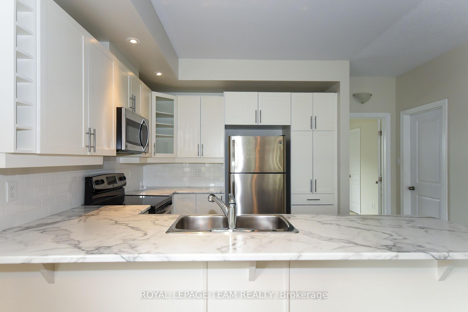 Photo 14 of 200 Pembina Private, Ottawa, Riverside South/Gloucester Glen — HOMEH
