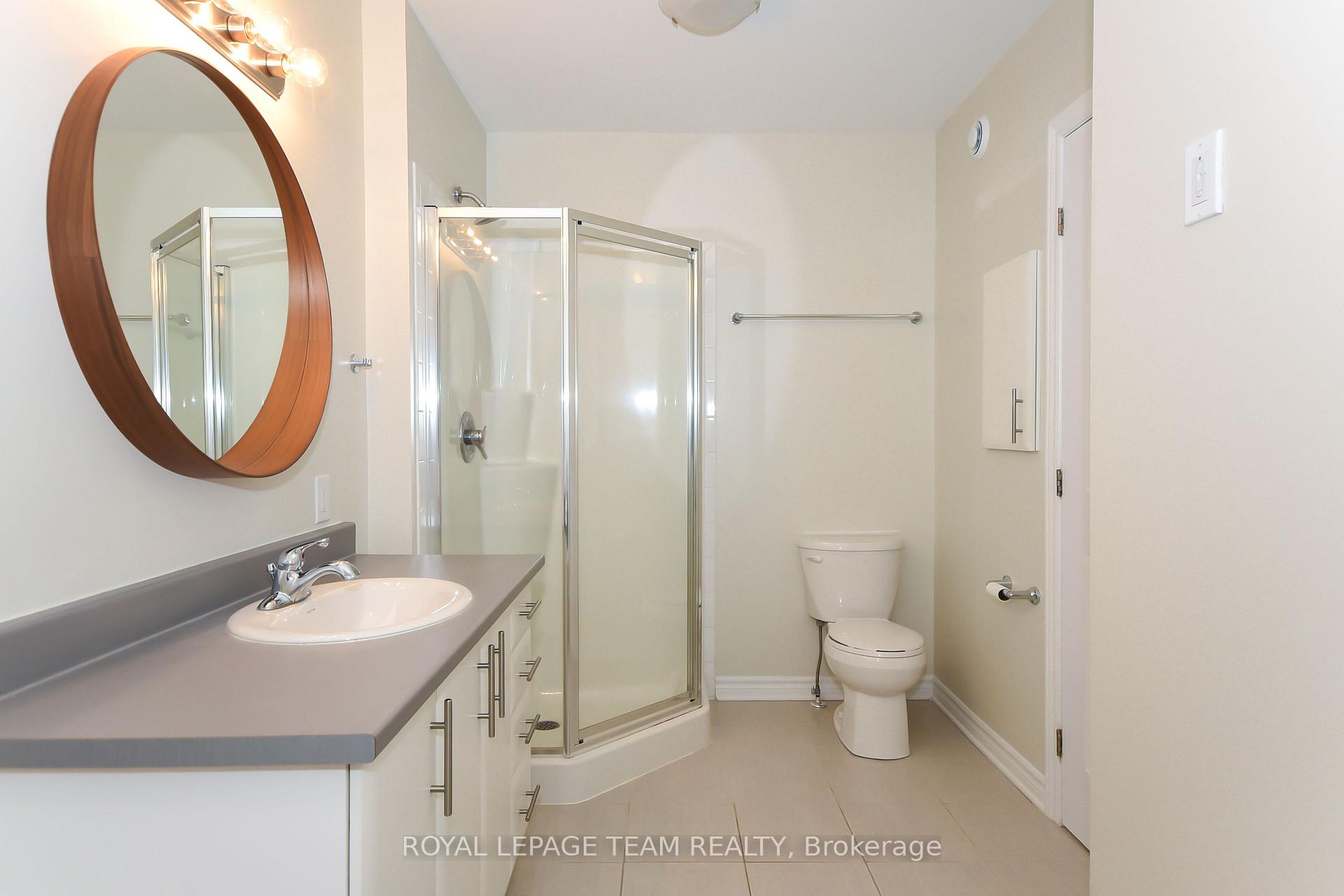 Photo 6 of 200 Pembina Private, Ottawa, Riverside South/Gloucester Glen — HOMEH