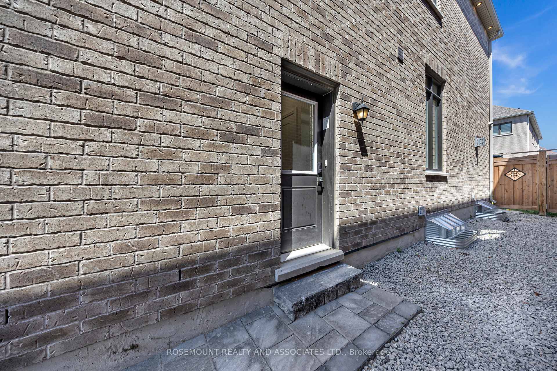 Photo 2 of 35 Souter Drive, Whitby, Rural Whitby — HOMEH