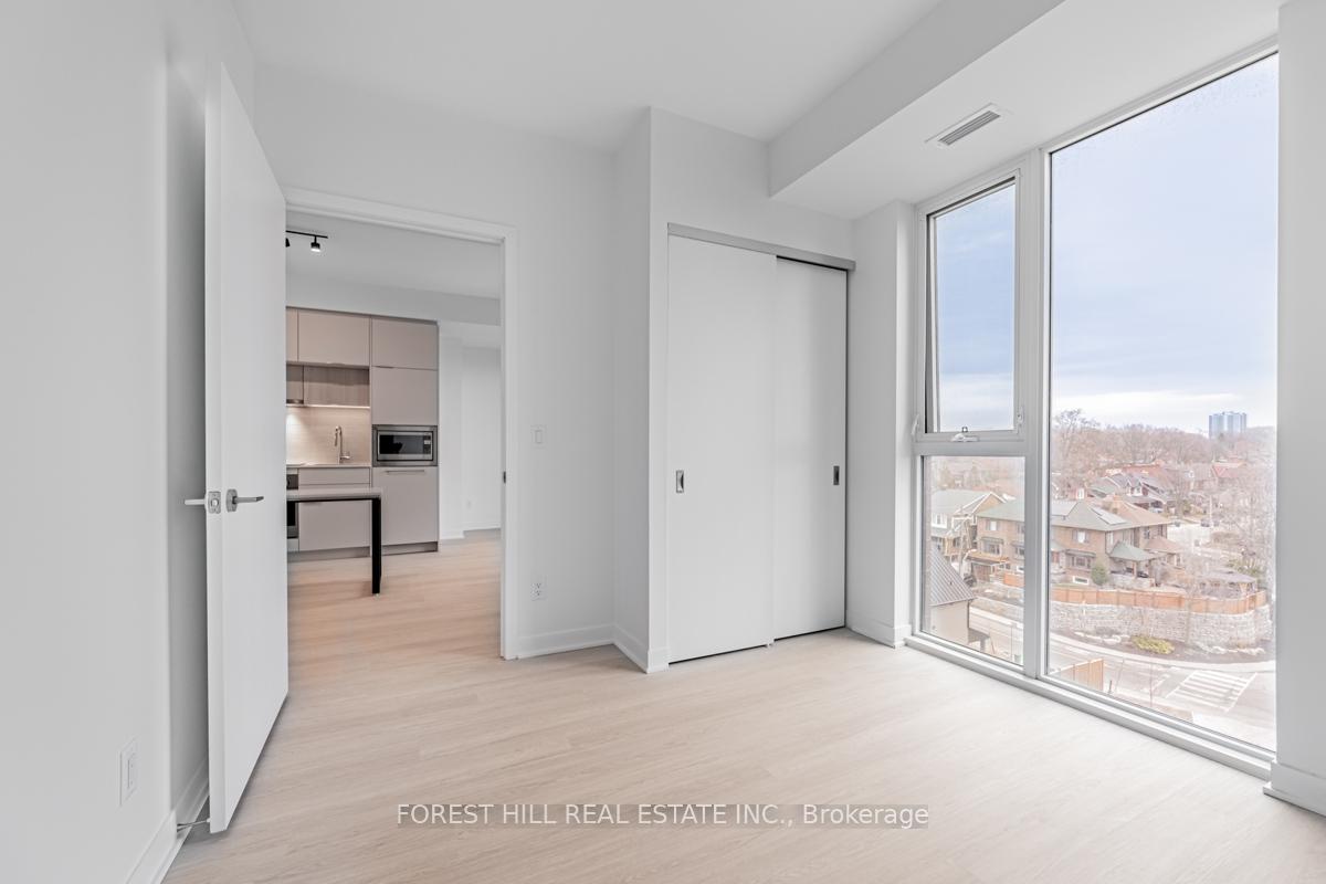 Photo 10 of Unit 704, 185 Alberta Avenue, Toronto, Oakwood Village — HOMEH