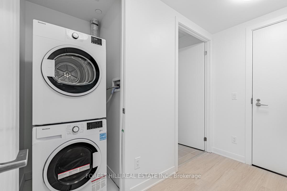Photo 13 of Unit 704, 185 Alberta Avenue, Toronto, Oakwood Village — HOMEH