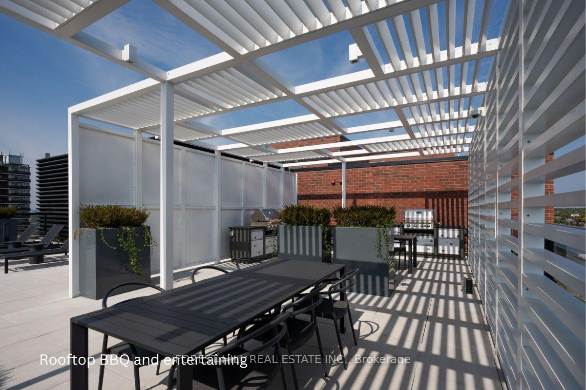 Photo 17 of Unit 704, 185 Alberta Avenue, Toronto, Oakwood Village — HOMEH