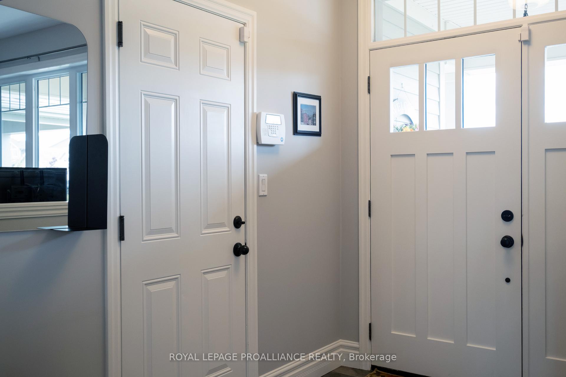 Photo 9 of 52 Tessa Boulevard E, Belleville, Belleville Ward — HOMEH