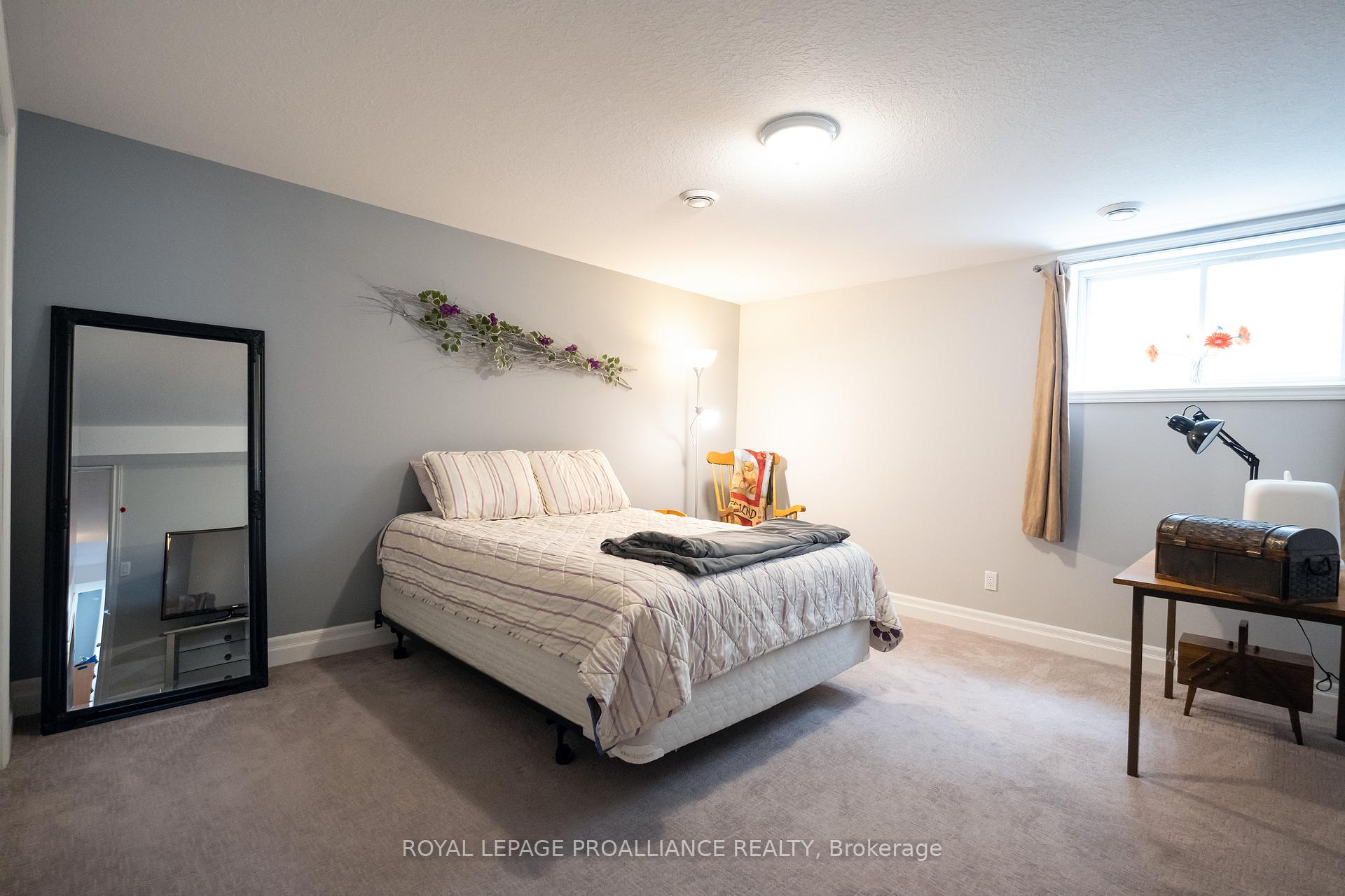 Photo 32 of 52 Tessa Boulevard E, Belleville, Belleville Ward — HOMEH