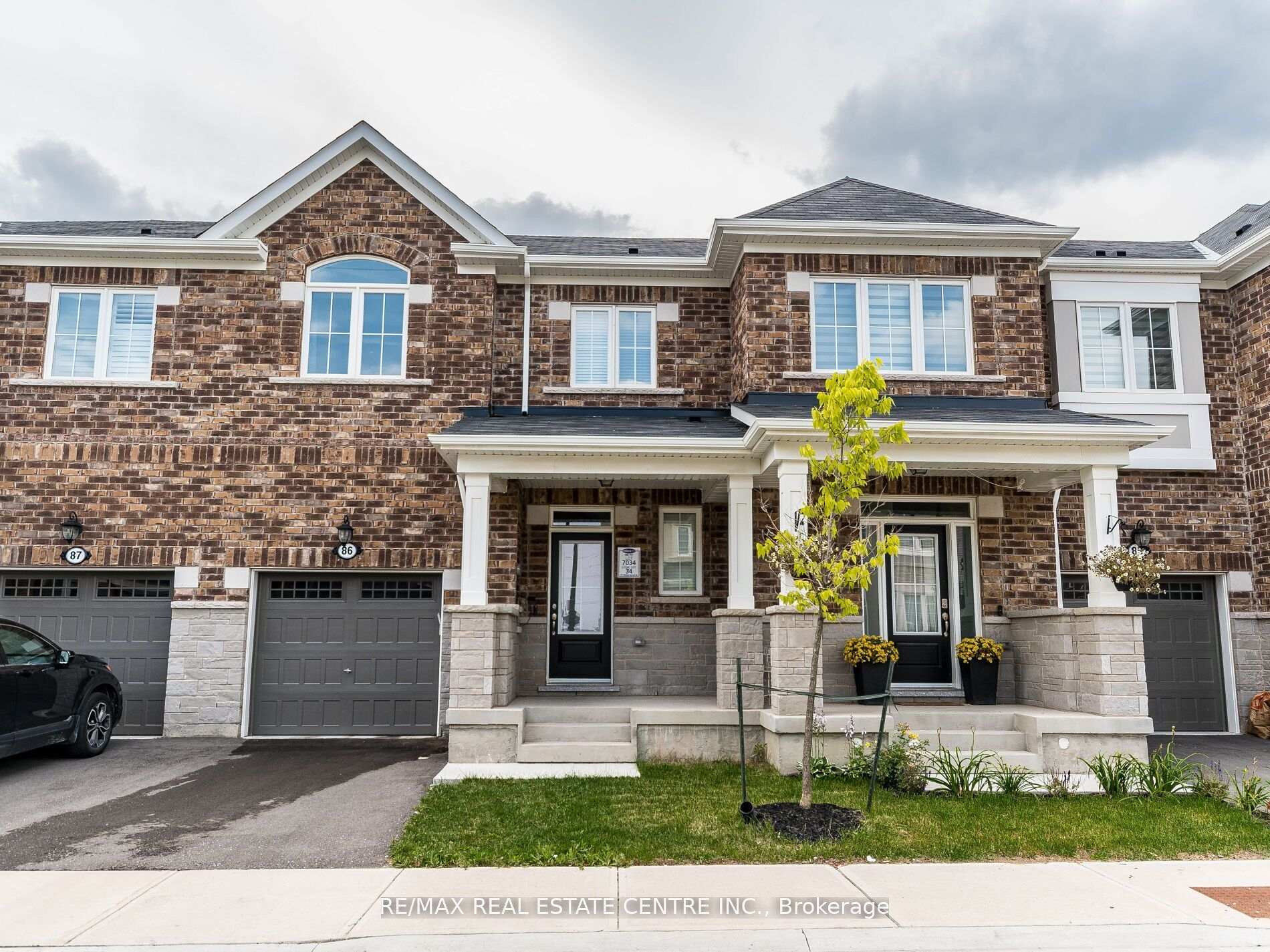 Photo 1 of Unit 86, 975 Whitlock Avenue, Milton, Cobban — HOMEH