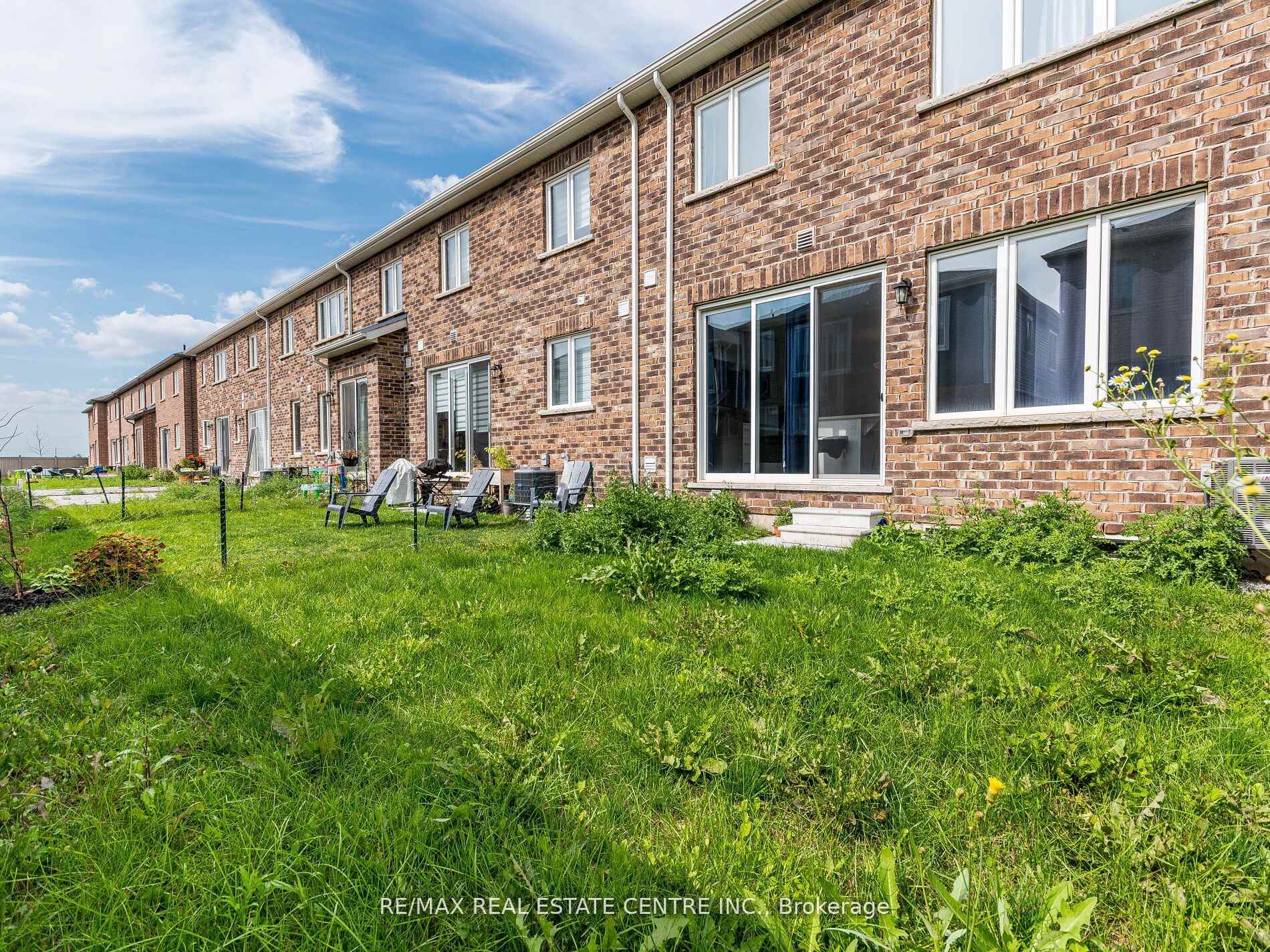 Photo 39 of Unit 86, 975 Whitlock Avenue, Milton, Cobban — HOMEH
