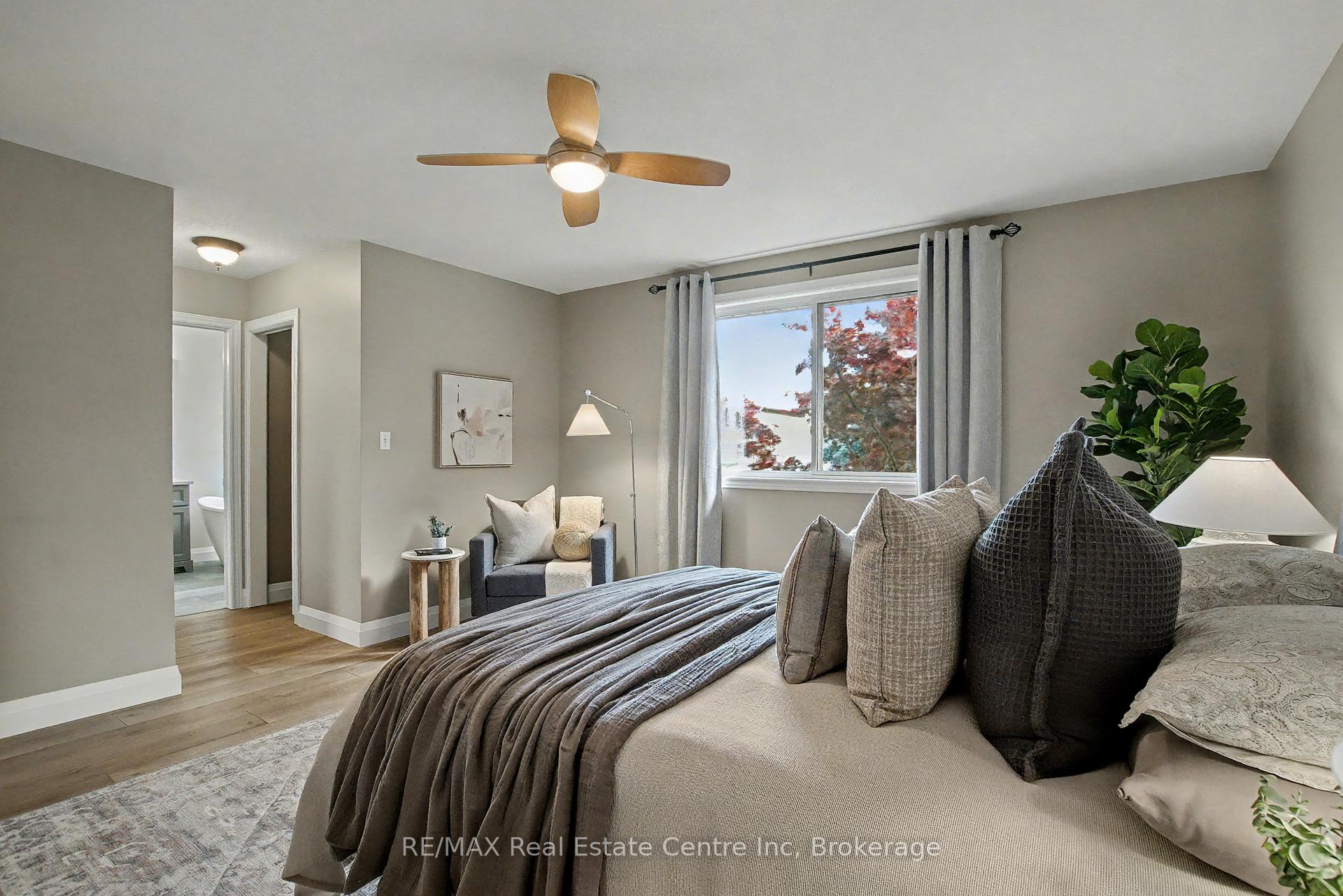 Photo 17 of 28 Irving Crescent, Guelph, Clairfields/Hanlon Business Park — HOMEH