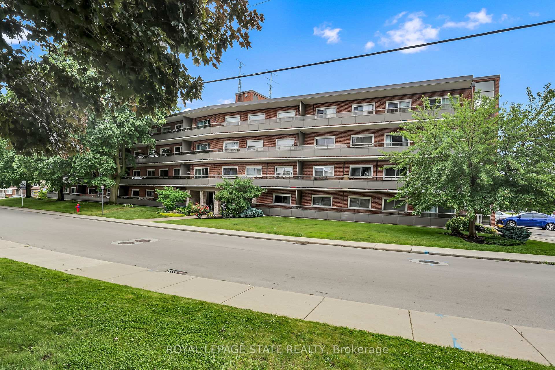 Photo 1 of Unit 208, 11 Woodman Drive S, Hamilton, Greenford — HOMEH