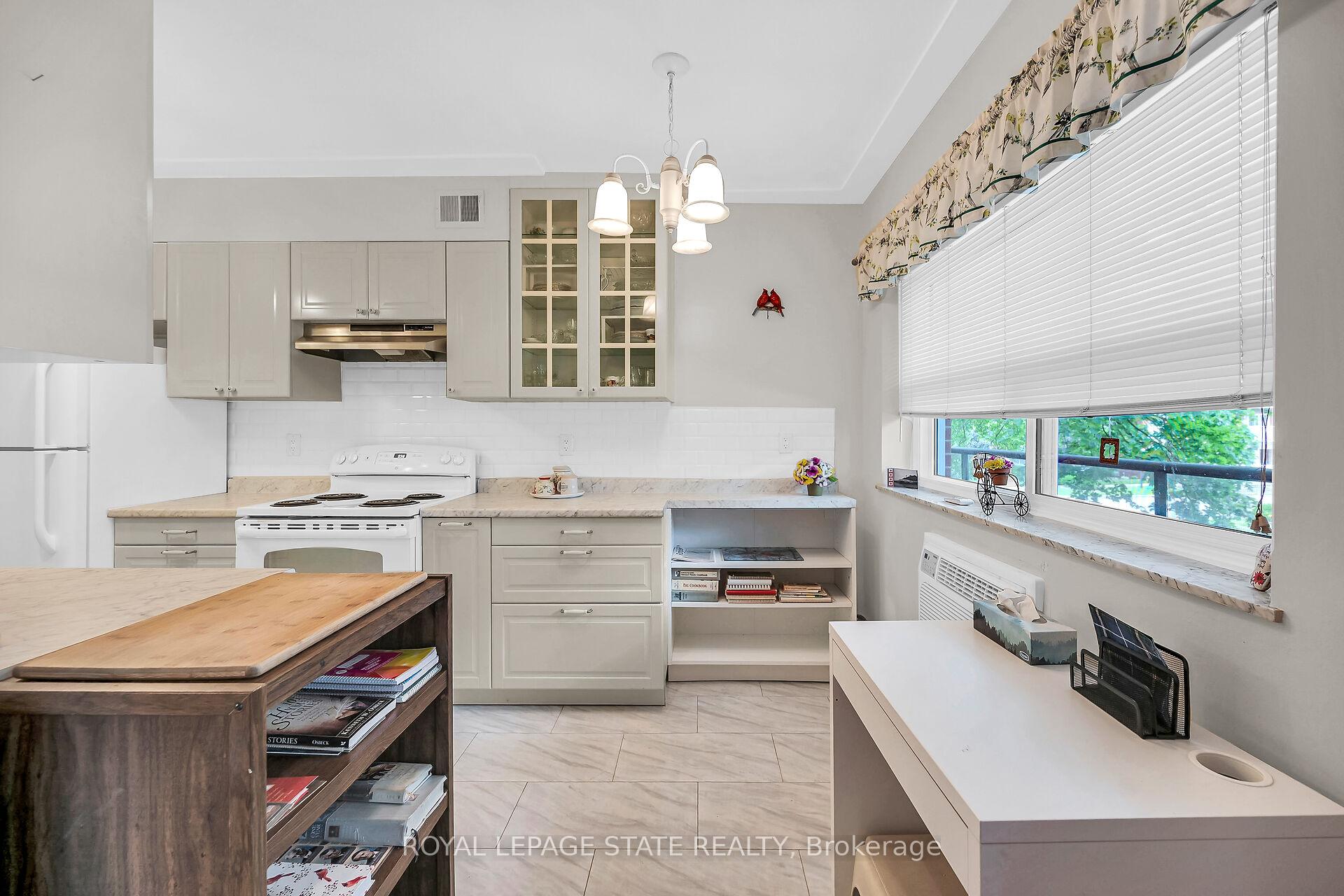 Photo 28 of Unit 208, 11 Woodman Drive S, Hamilton, Greenford — HOMEH