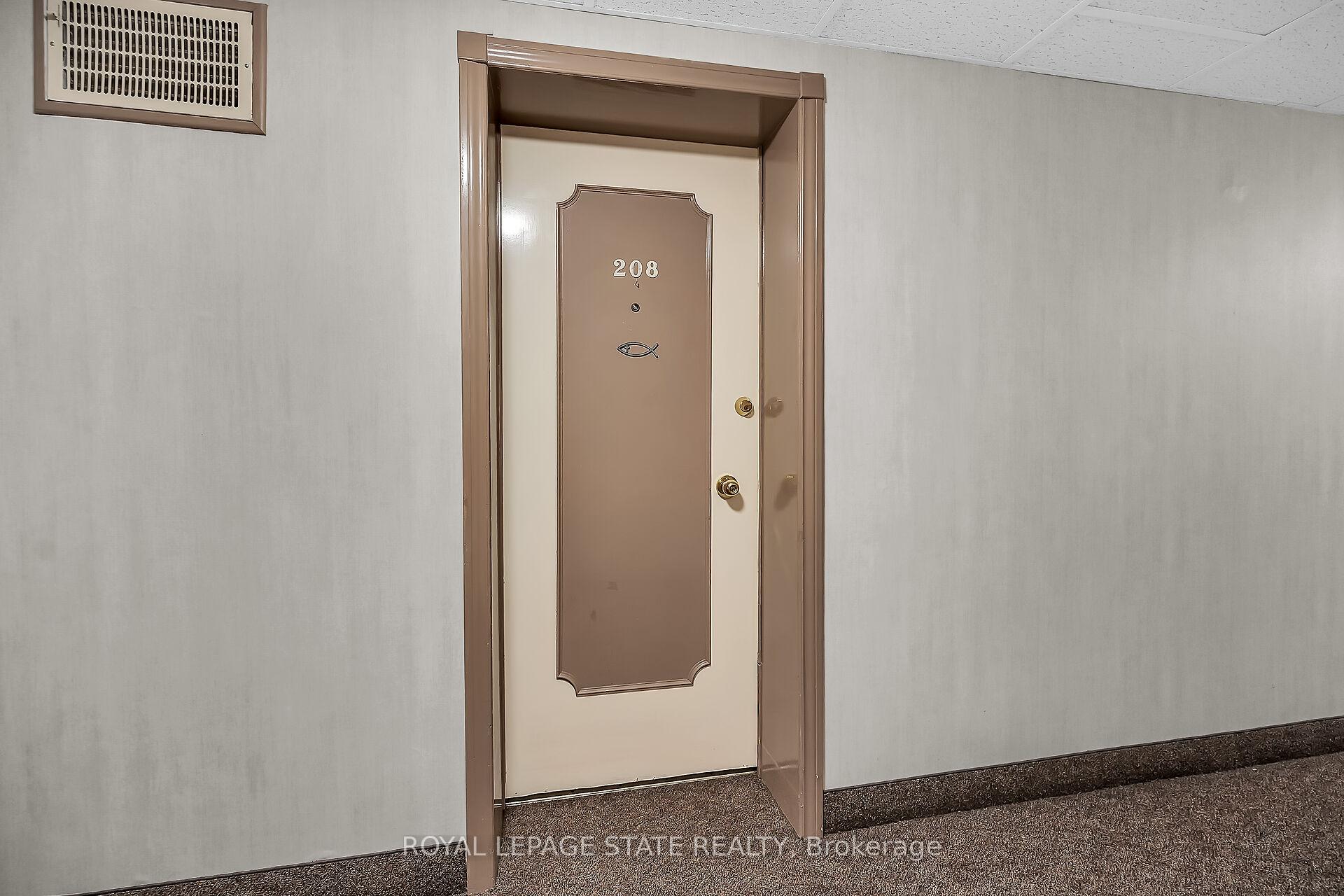 Photo 34 of Unit 208, 11 Woodman Drive S, Hamilton, Greenford — HOMEH