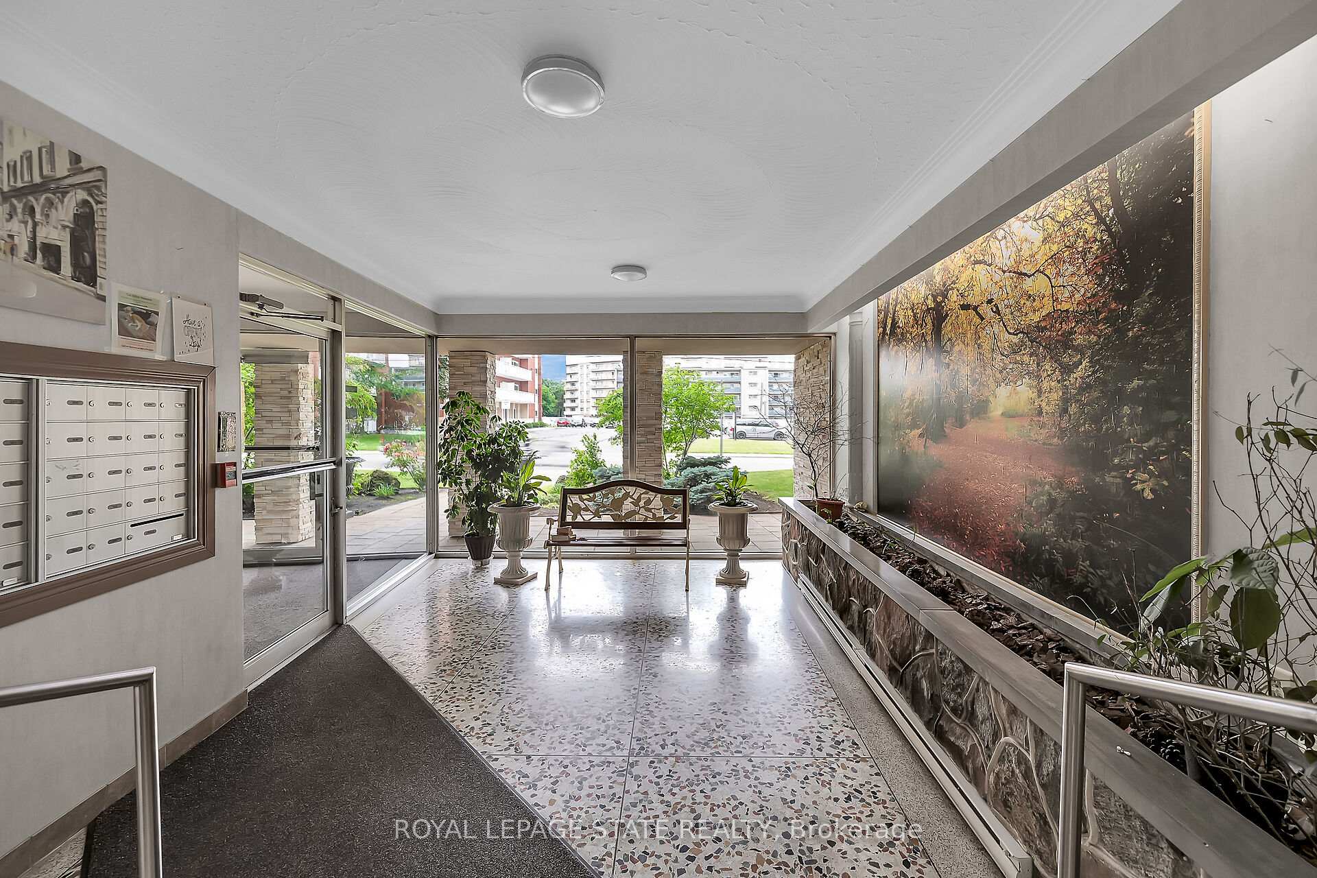 Photo 29 of Unit 208, 11 Woodman Drive S, Hamilton, Greenford — HOMEH