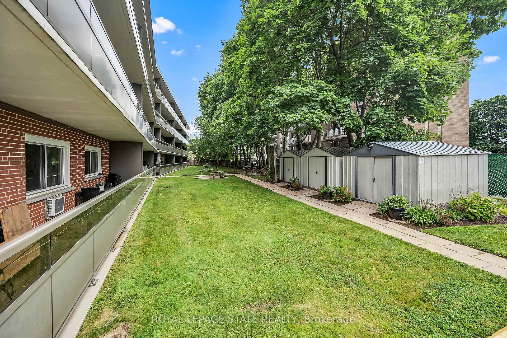Photo 26 of Unit 208, 11 Woodman Drive S, Hamilton, Greenford — HOMEH