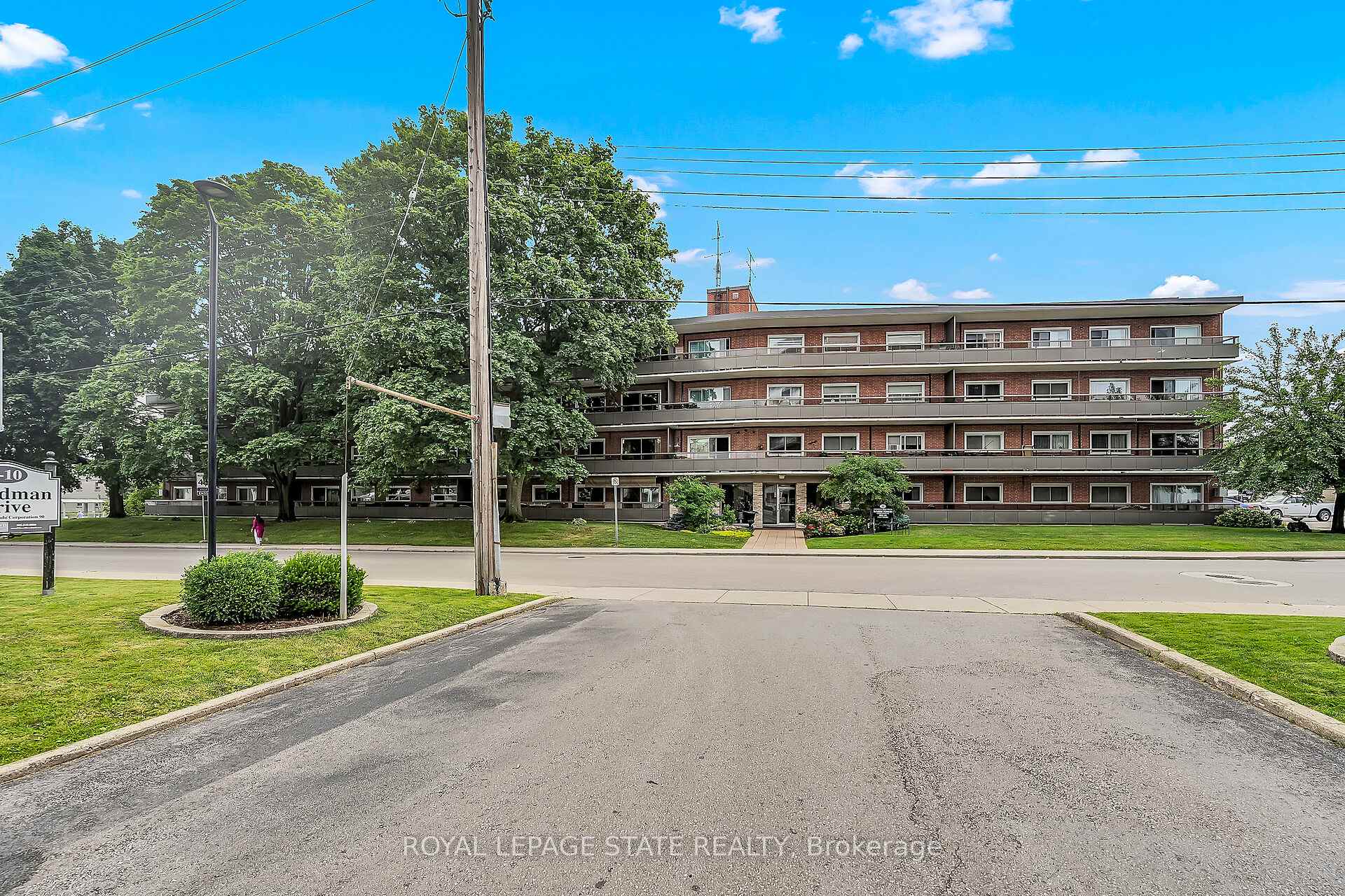 Photo 17 of Unit 208, 11 Woodman Drive S, Hamilton, Greenford — HOMEH