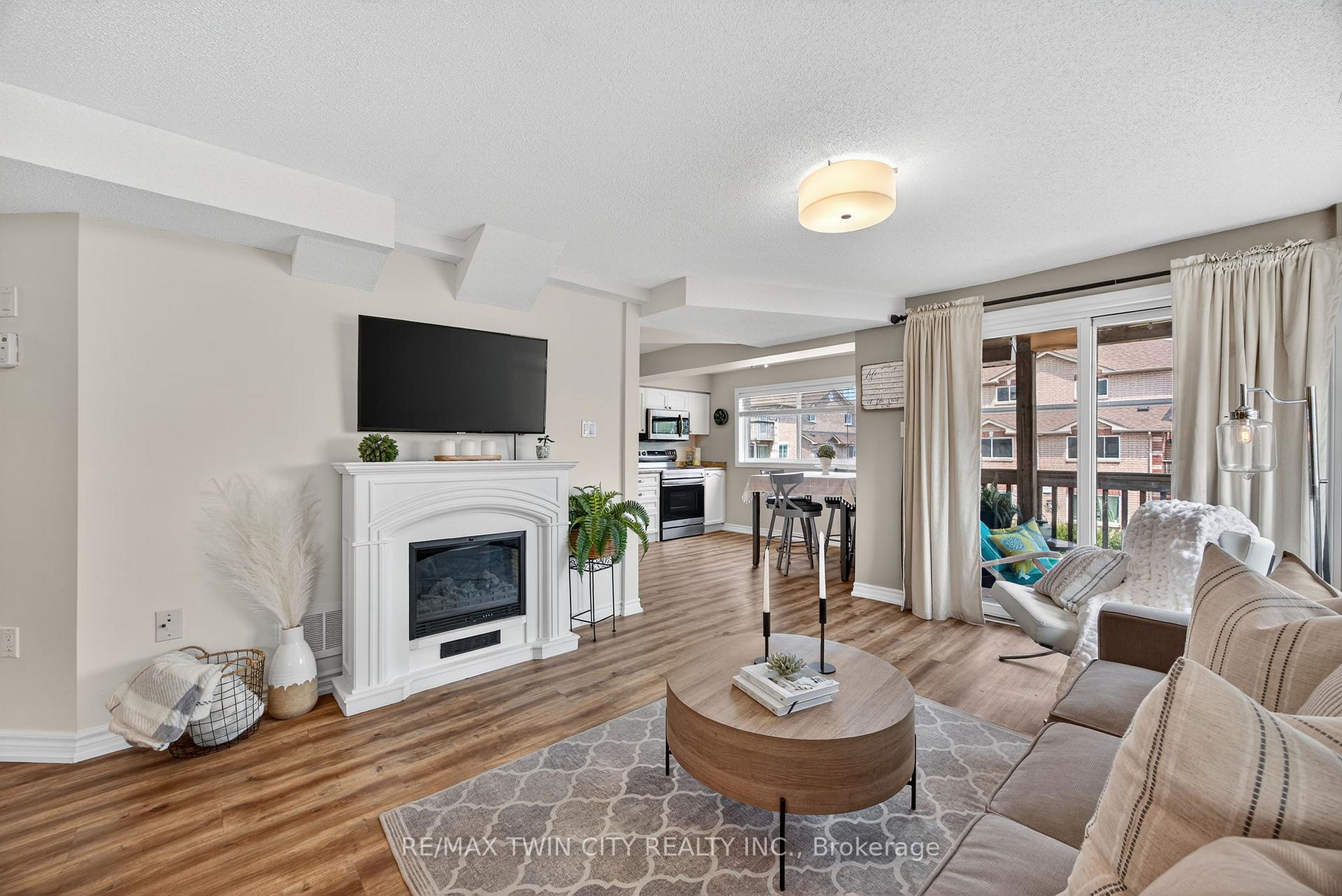 Photo 4 of Unit 2, 83 Goodwin Drive, Barrie, Painswick South — HOMEH
