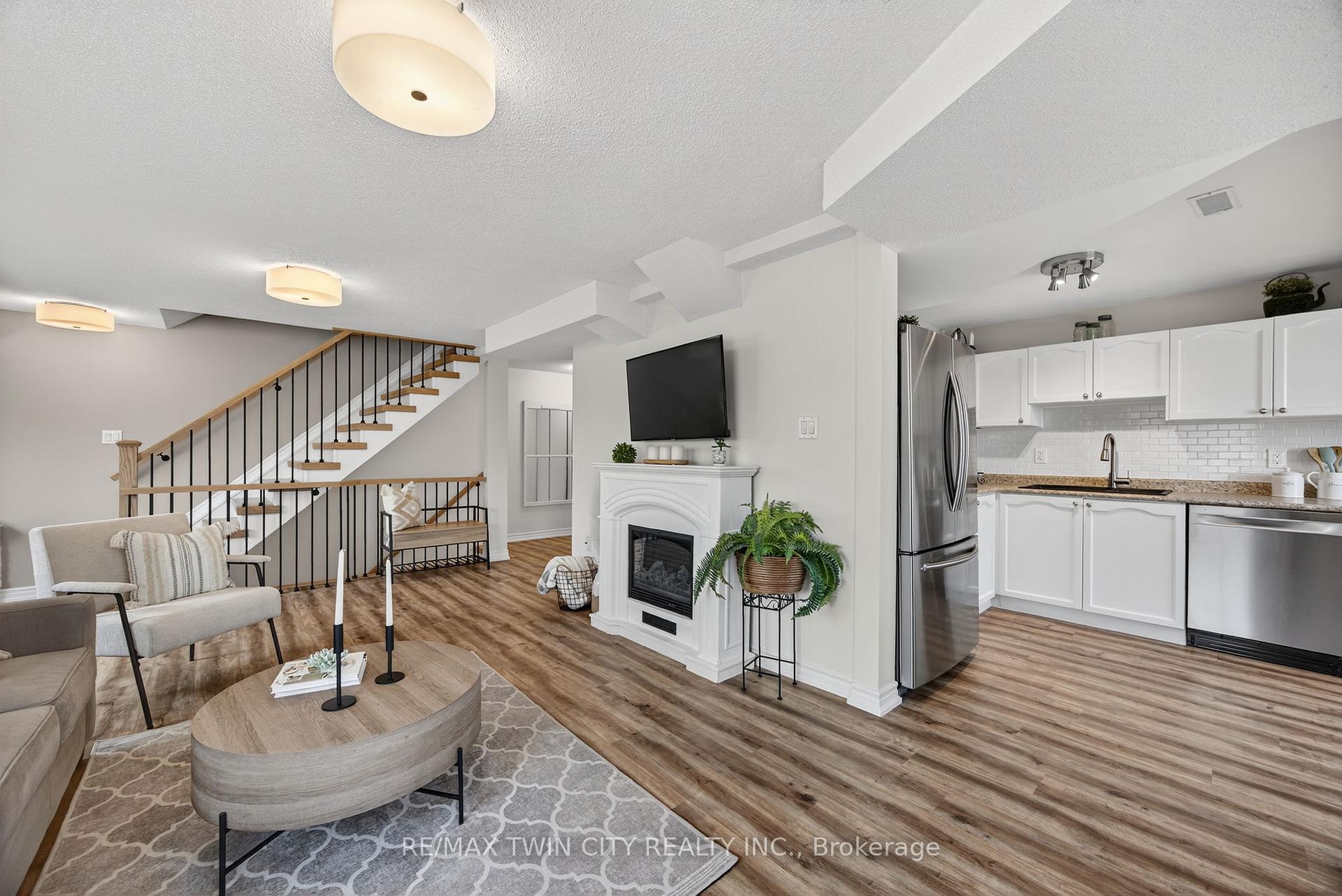Photo 10 of Unit 2, 83 Goodwin Drive, Barrie, Painswick South — HOMEH