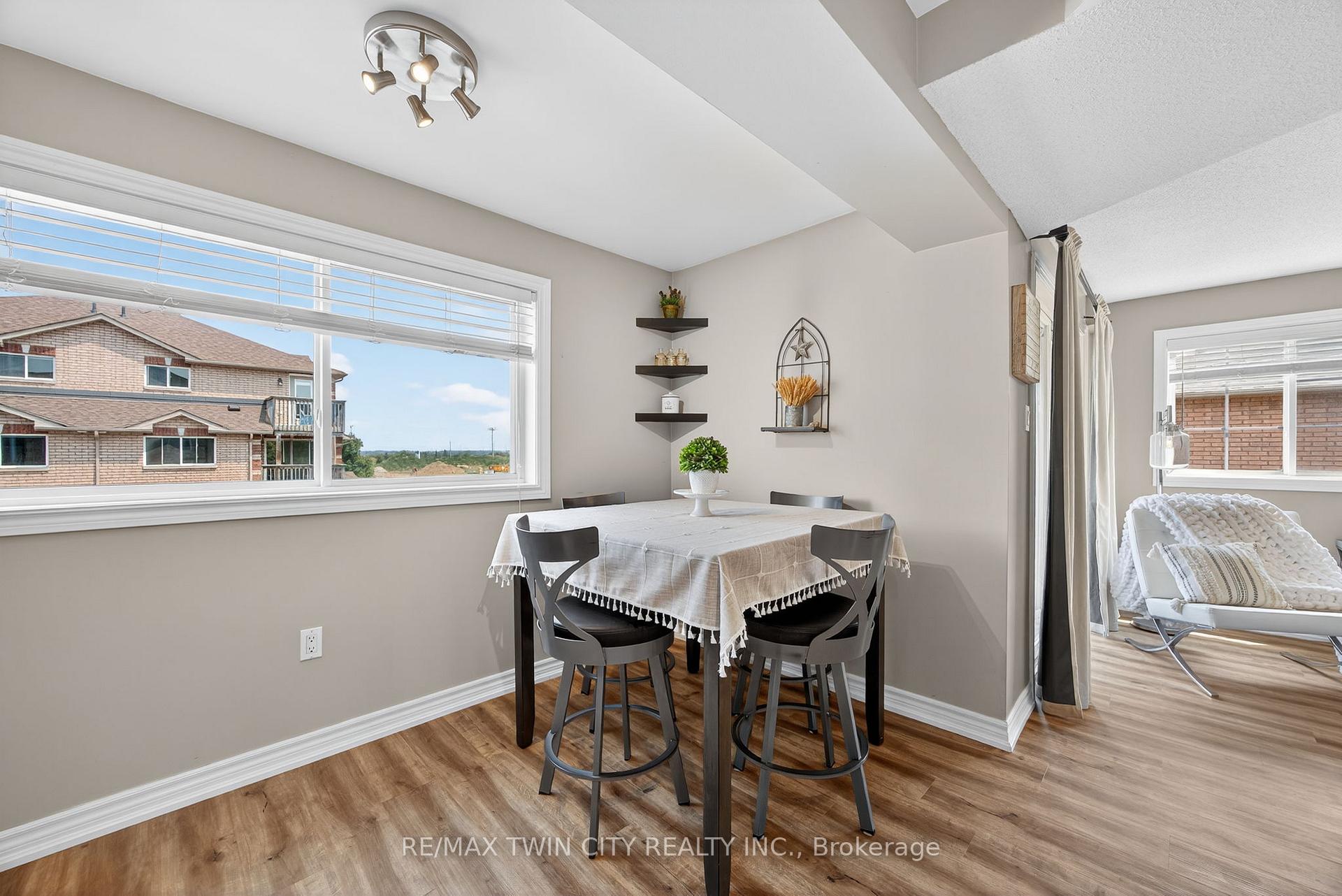 Photo 5 of Unit 2, 83 Goodwin Drive, Barrie, Painswick South — HOMEH