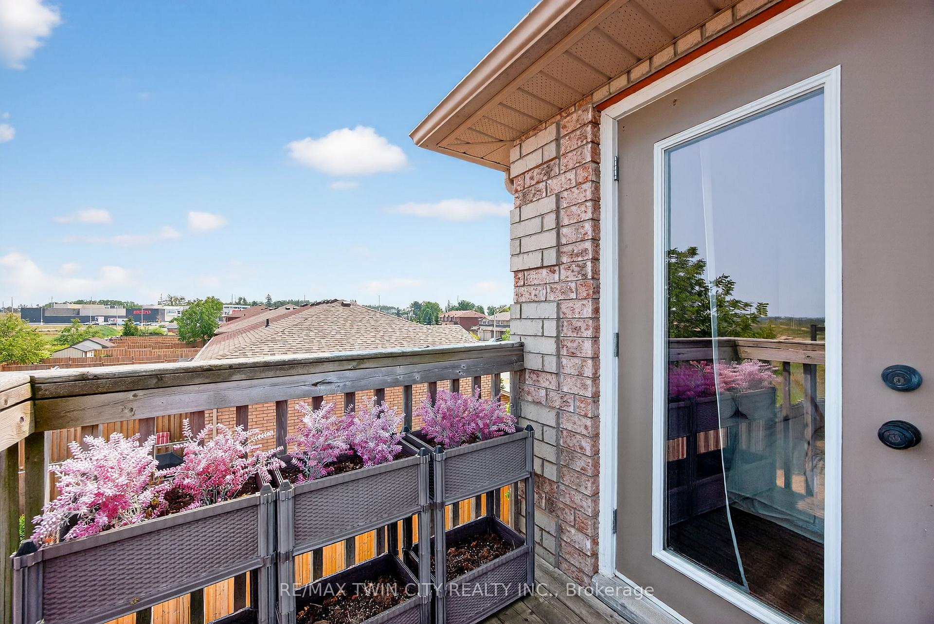 Photo 9 of Unit 2, 83 Goodwin Drive, Barrie, Painswick South — HOMEH