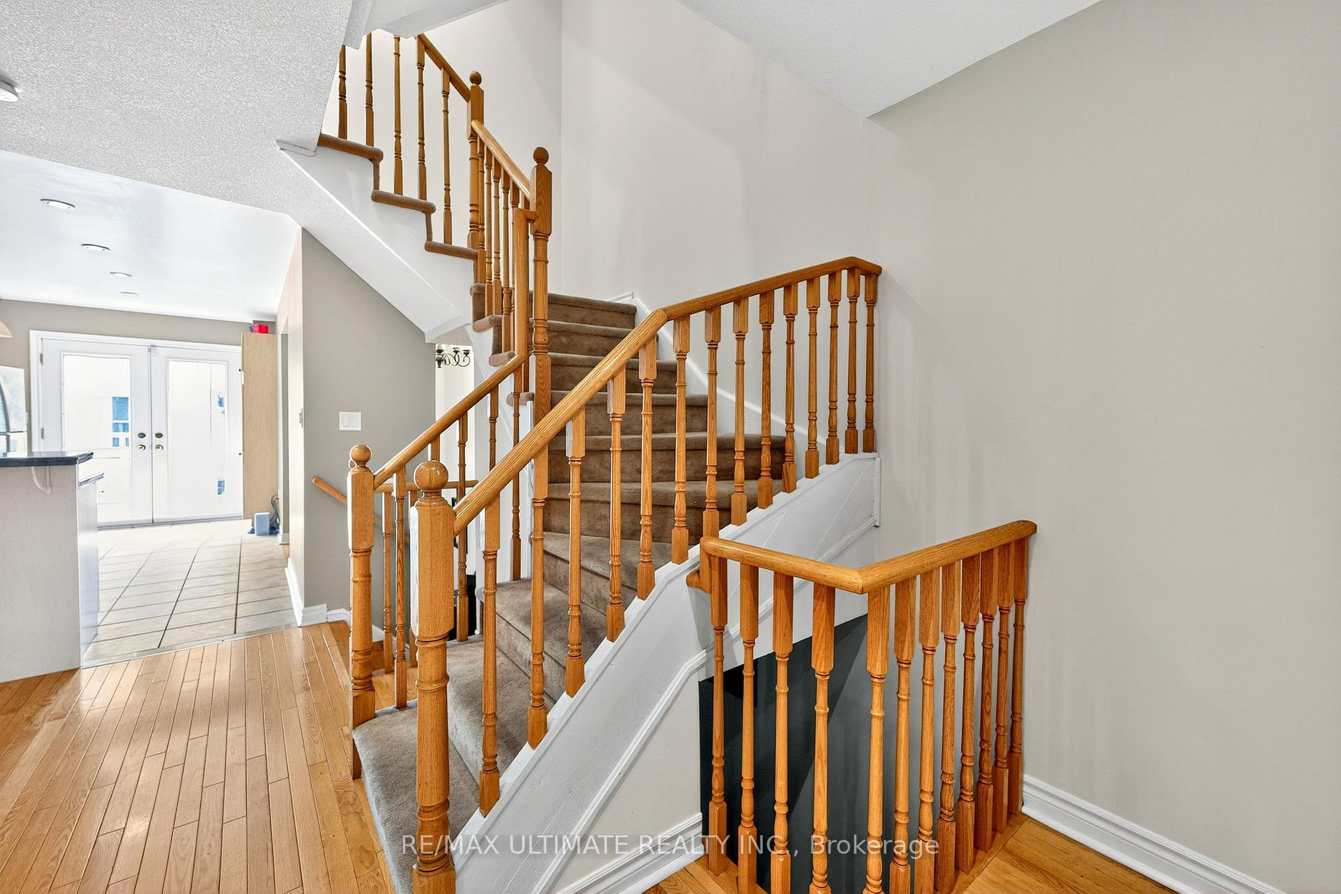 Photo 18 of 11 Eby Way, Markham, Old Markham Village — HOMEH