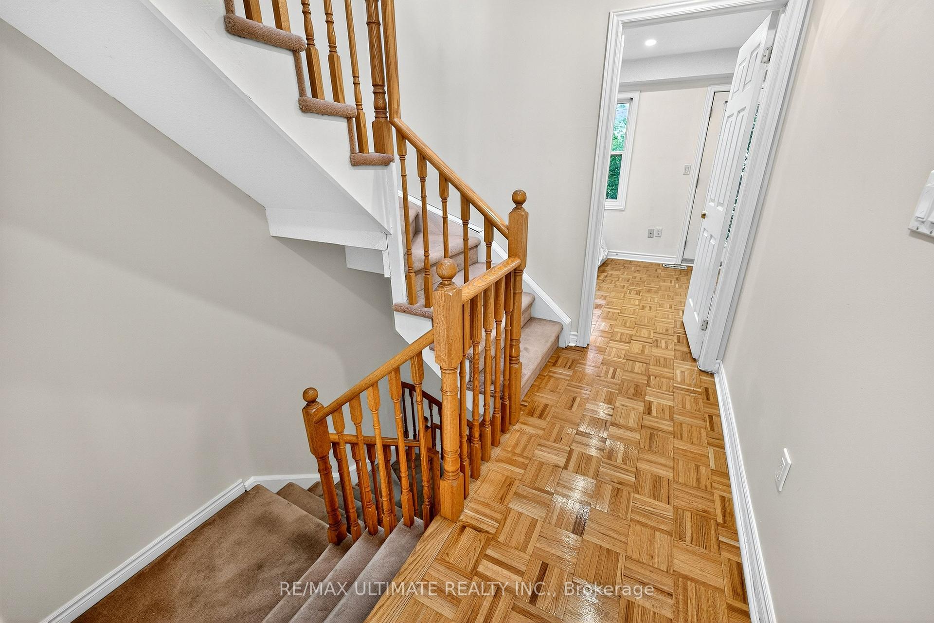 Photo 38 of 11 Eby Way, Markham, Old Markham Village — HOMEH