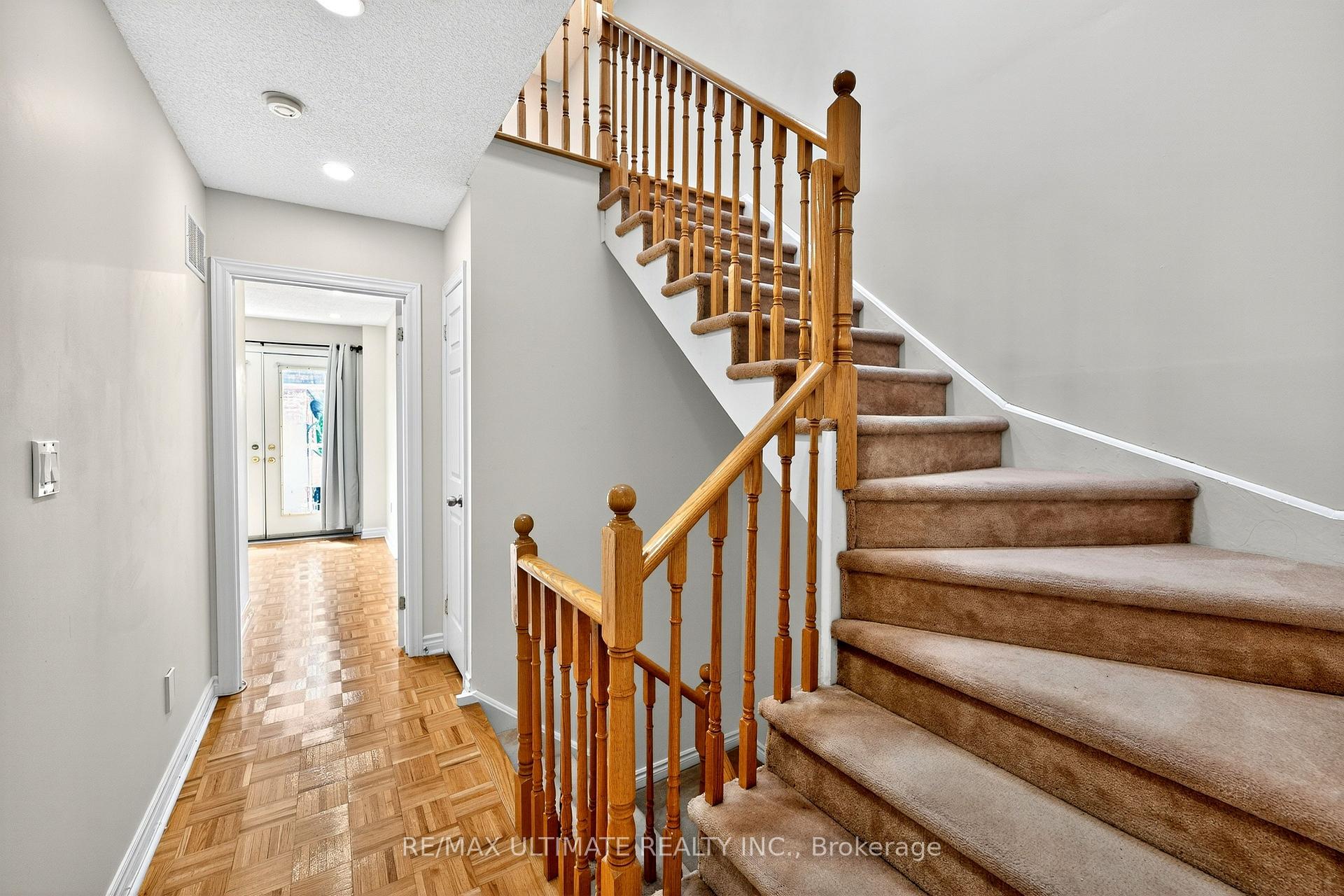 Photo 36 of 11 Eby Way, Markham, Old Markham Village — HOMEH