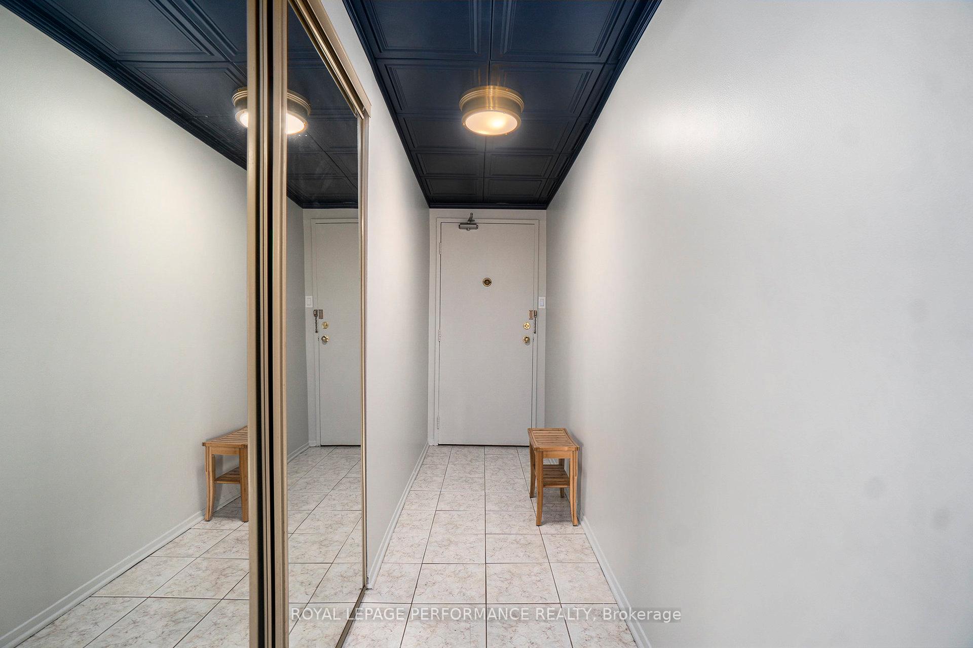 Photo 5 of Unit 1806, 158A McArthur Avenue, Ottawa, Vanier — HOMEH