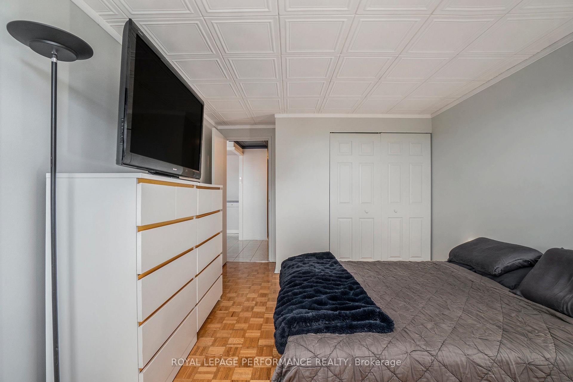 Photo 9 of Unit 1806, 158A McArthur Avenue, Ottawa, Vanier — HOMEH