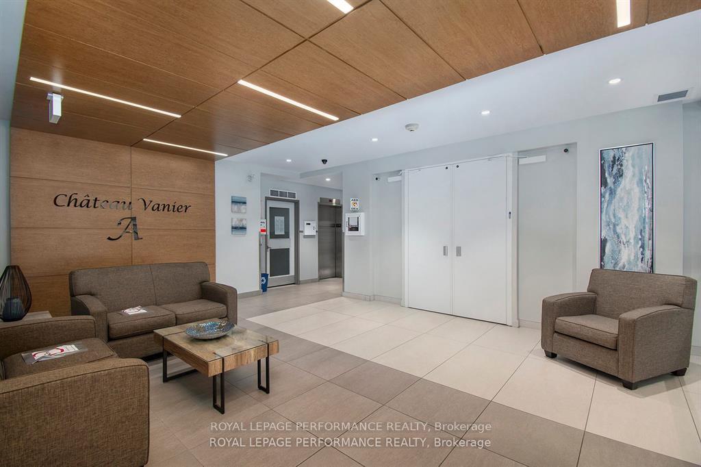 Photo 6 of Unit 1806, 158A McArthur Avenue, Ottawa, Vanier — HOMEH