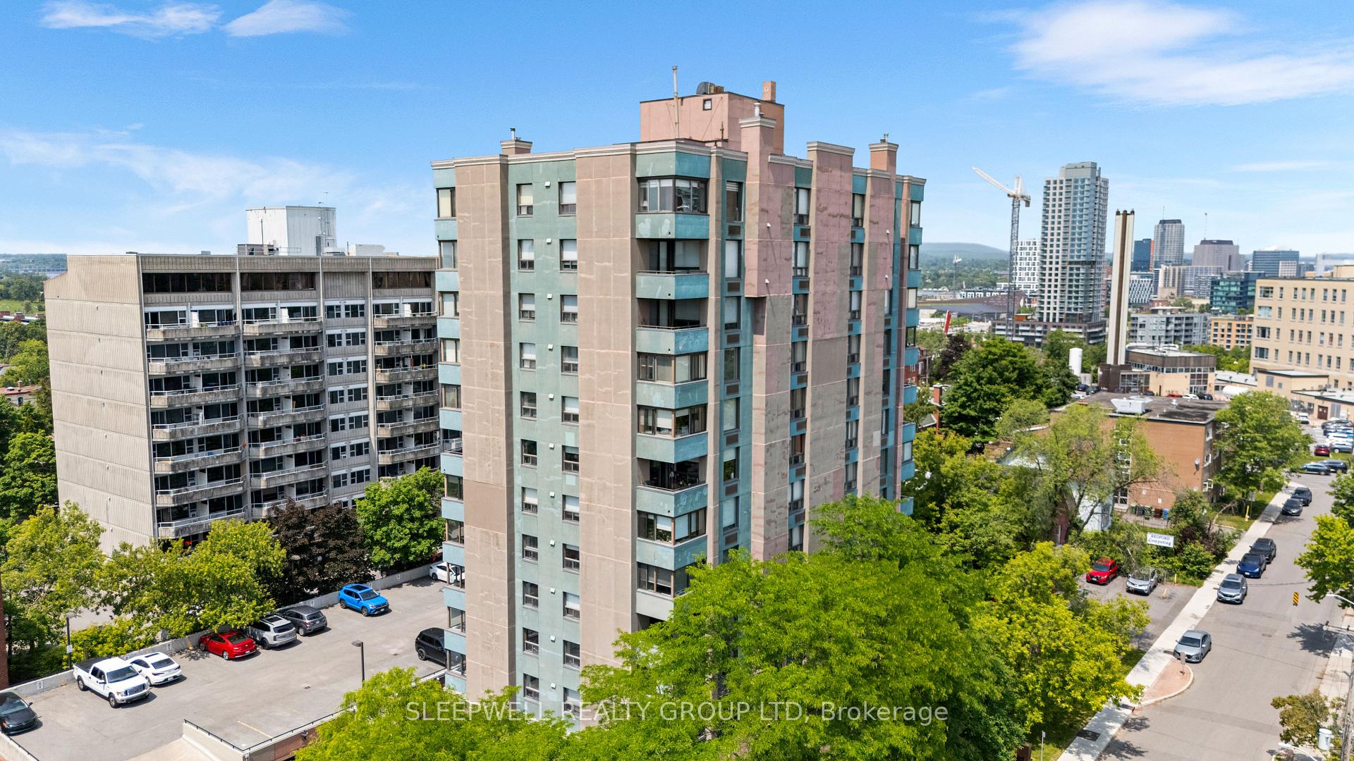 Front of Unit 704, 40 Arthur Street