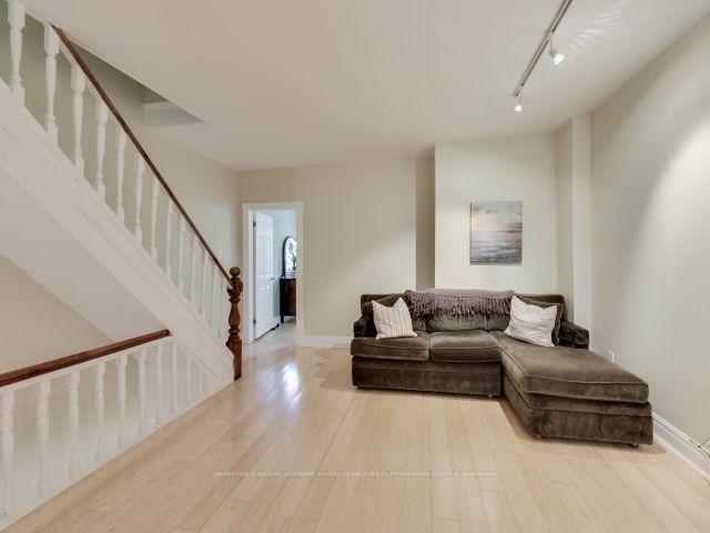 Photo 2 of 78 McGill Street, Toronto, Church-Yonge Corridor — HOMEH