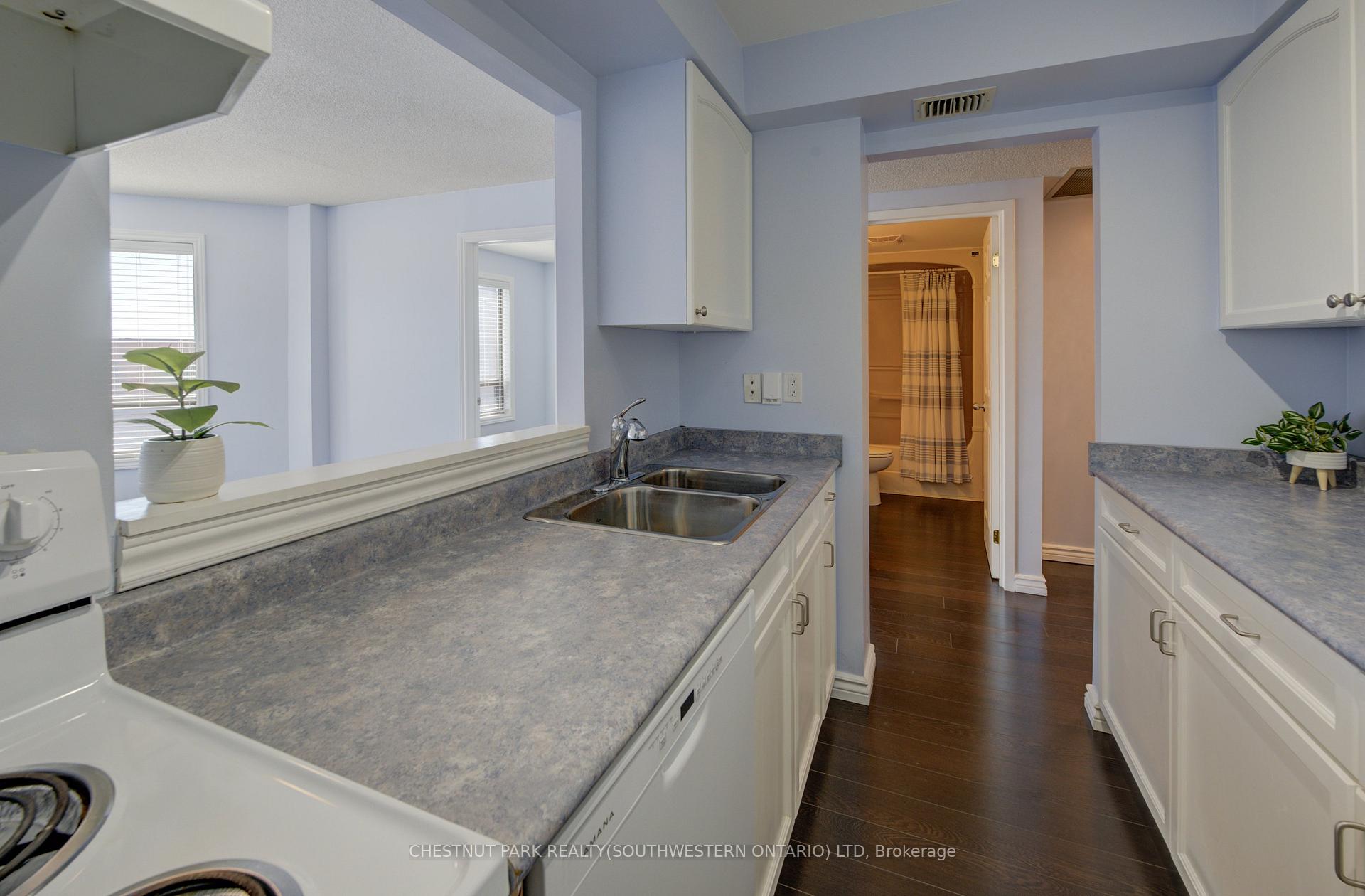 Photo 7 of Unit 803, 10 Ellen Street E, Kitchener, Civic Centre — HOMEH
