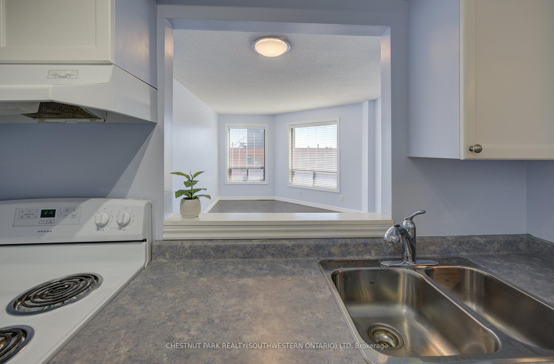 Photo 10 of Unit 803, 10 Ellen Street E, Kitchener, Civic Centre — HOMEH