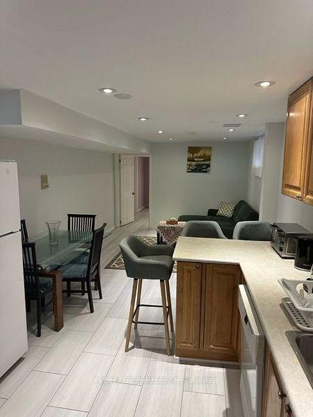 Photo 4 of Unit Bsmt, 21 Charnwood Place, Markham, Aileen-Willowbrook — HOMEH