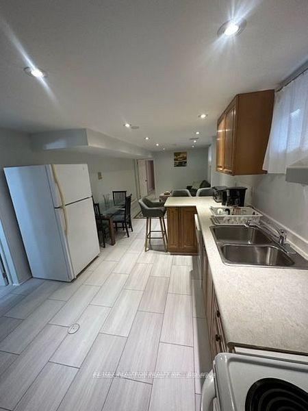 Photo 6 of Unit Bsmt, 21 Charnwood Place, Markham, Aileen-Willowbrook — HOMEH