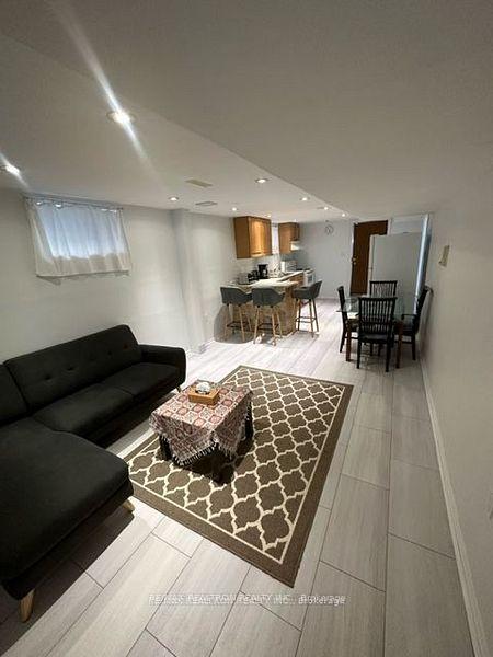 Photo 9 of Unit Bsmt, 21 Charnwood Place, Markham, Aileen-Willowbrook — HOMEH