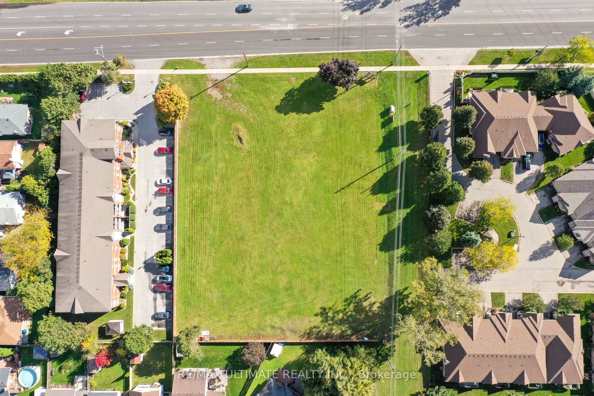 Photo 7 of Unit 4, 4257 Montrose Road, Niagara Falls, Ascot — HOMEH