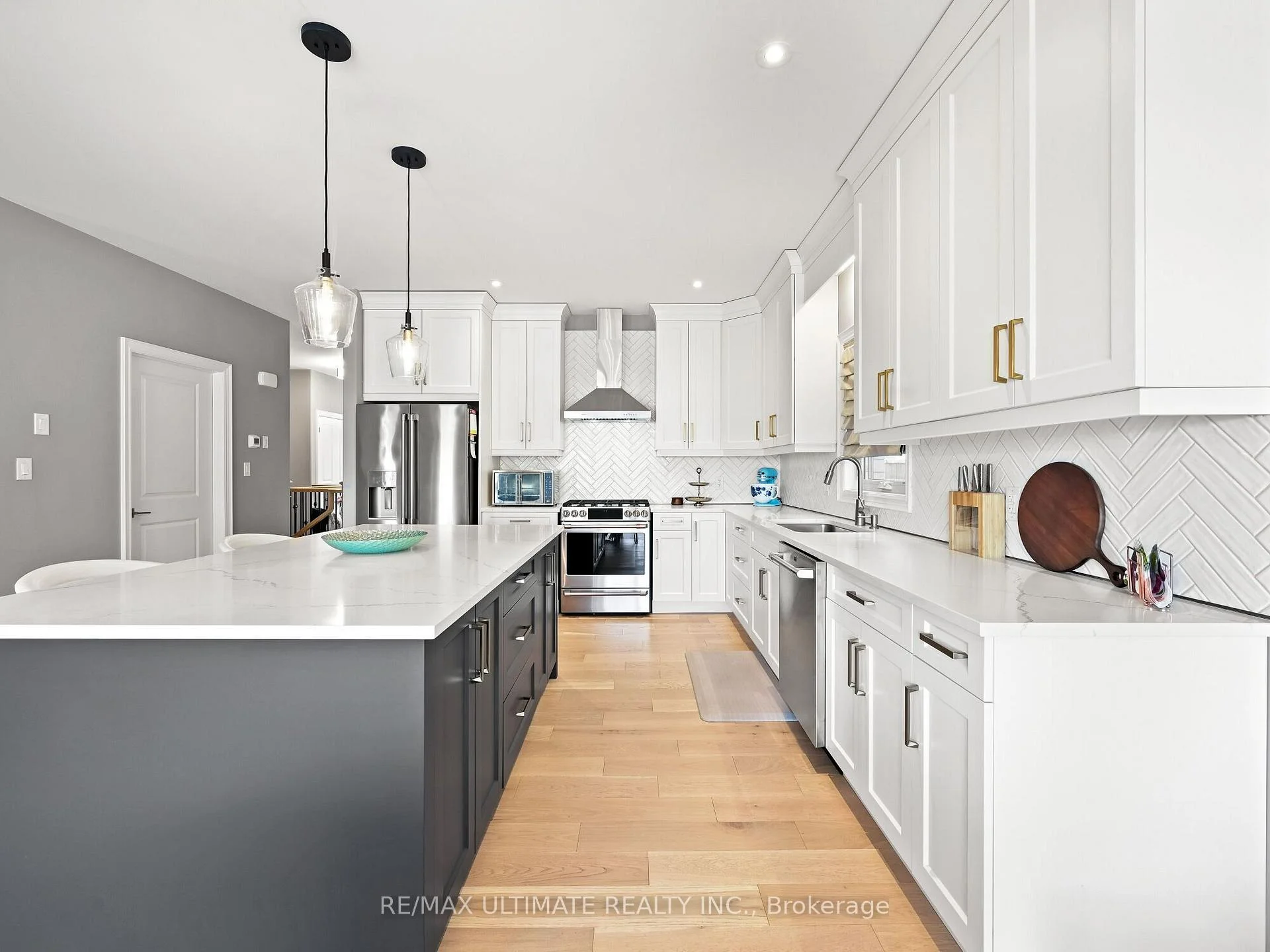 Photo 10 of Unit 4, 4257 Montrose Road, Niagara Falls, Ascot — HOMEH