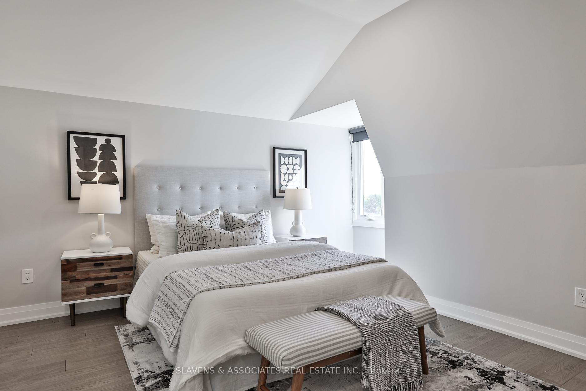 Photo 8 of 52 Shields Avenue, Toronto, Lawrence Park South — HOMEH