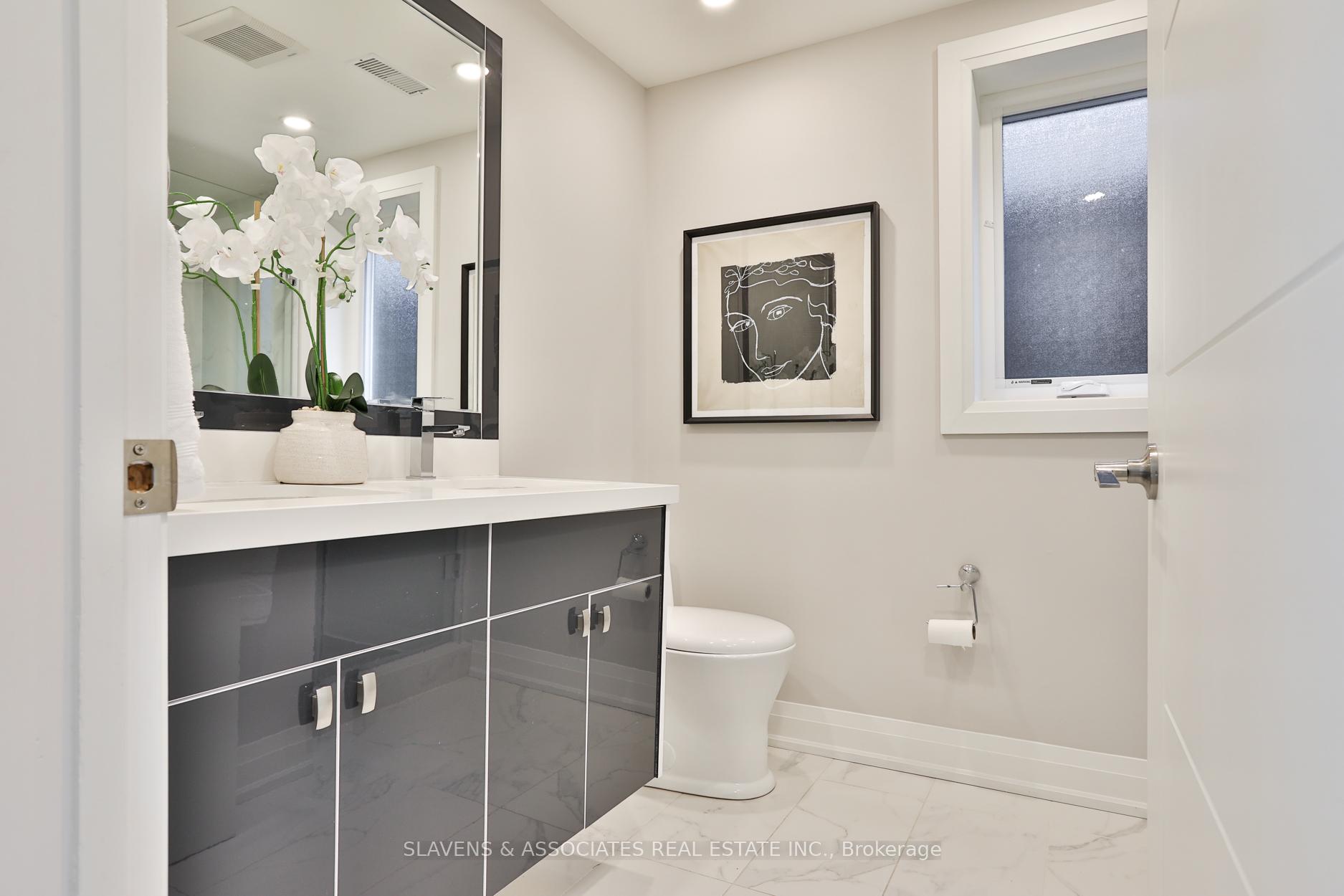 Photo 16 of 52 Shields Avenue, Toronto, Lawrence Park South — HOMEH