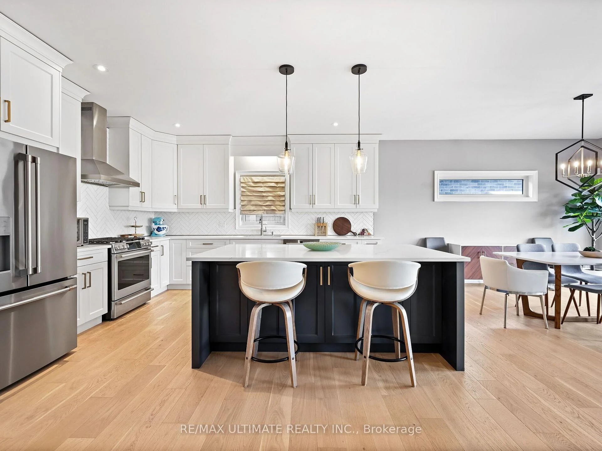 Photo 5 of Unit 2, 4257 Montrose Road, Niagara Falls, Ascot — HOMEH