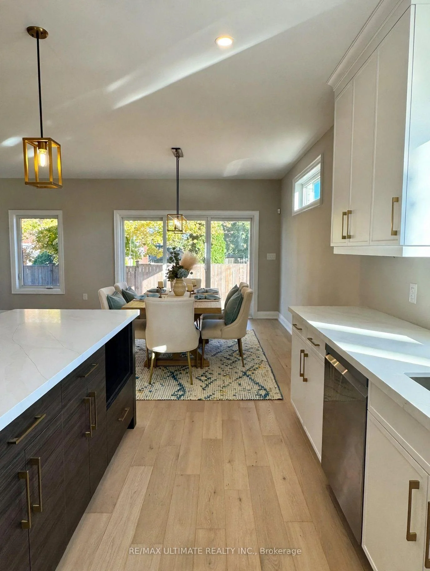 Photo 11 of Unit 2, 4257 Montrose Road, Niagara Falls, Ascot — HOMEH