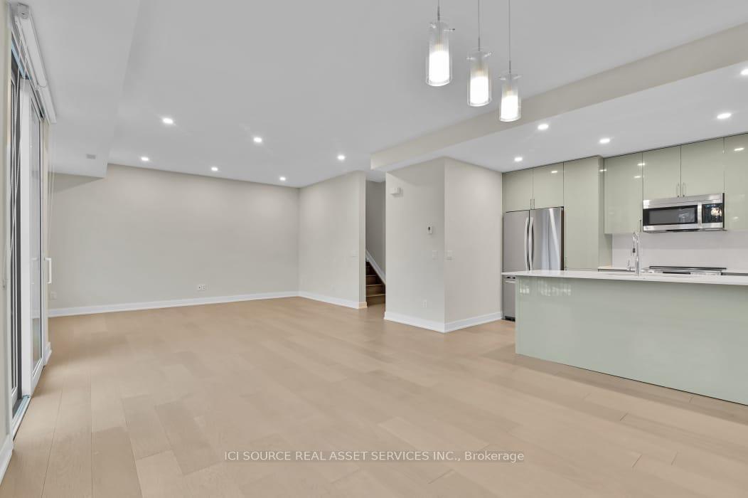 Photo 10 of Unit E, 4 Victor Street E, Ottawa, Stittsville (Central) — HOMEH
