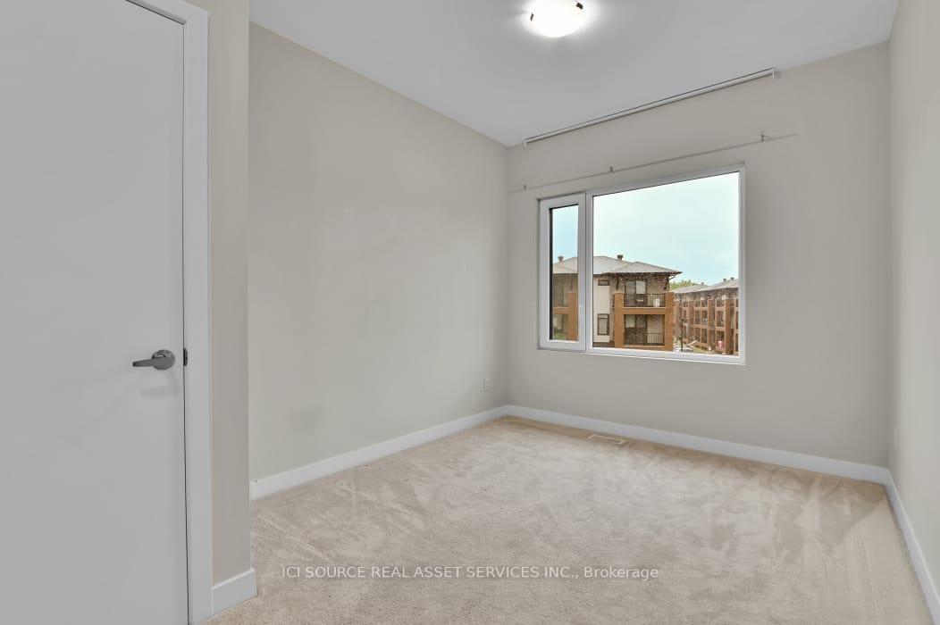 Photo 34 of Unit E, 4 Victor Street E, Ottawa, Stittsville (Central) — HOMEH