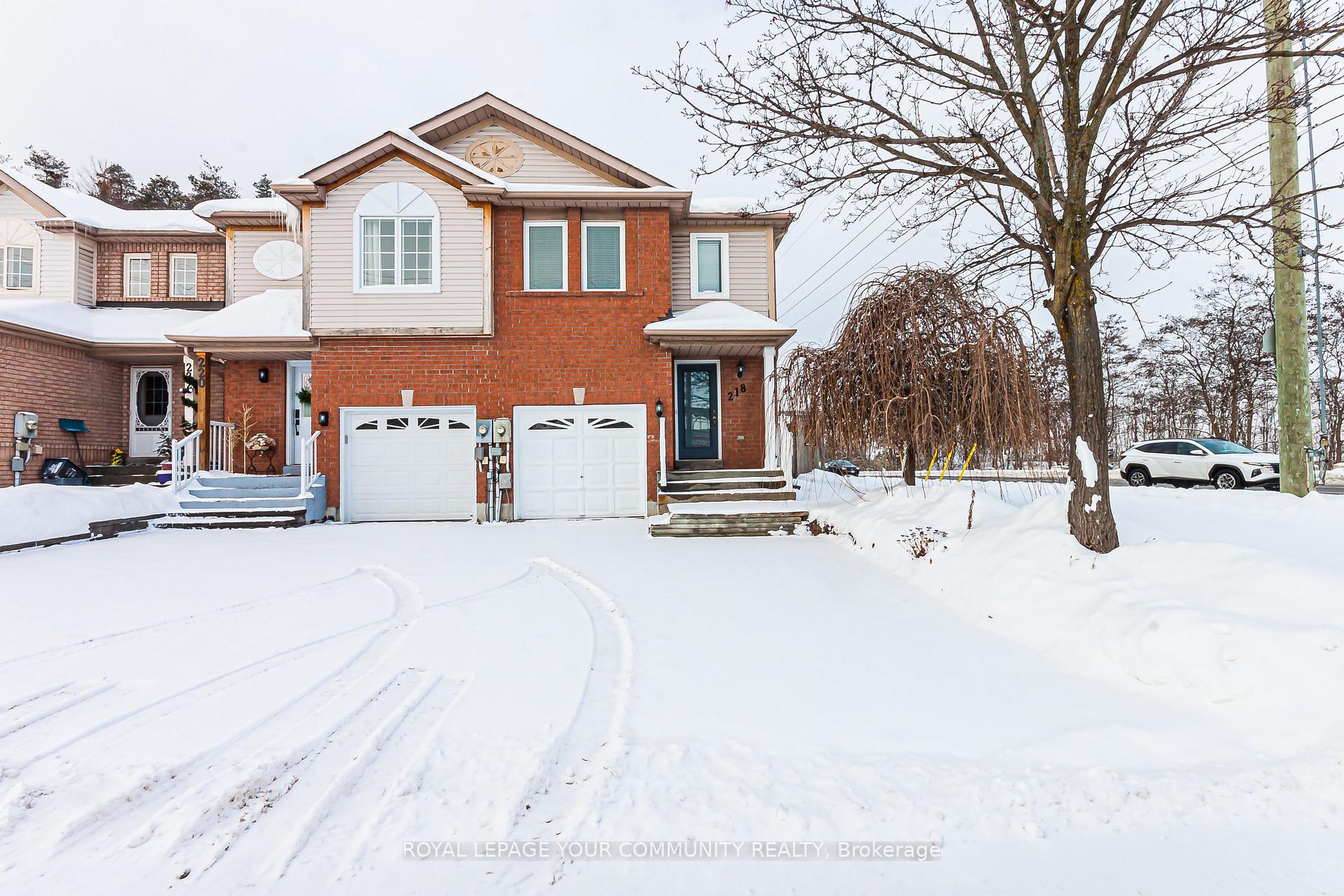 Front of 218 Ferndale Drive S