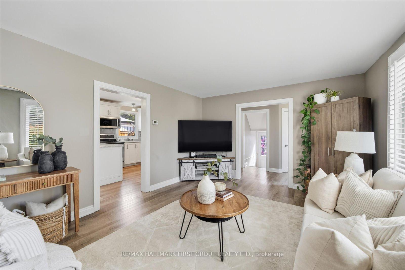 Photo 8 of 23 Flett Street, Clarington, Bowmanville — HOMEH