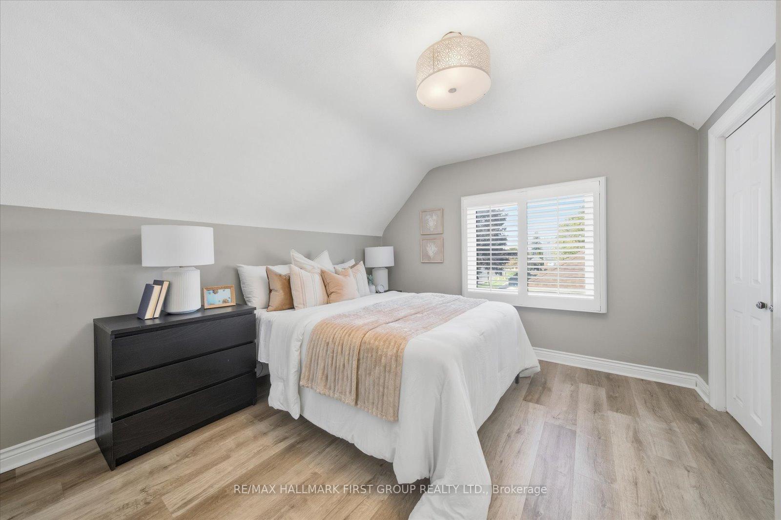 Photo 14 of 23 Flett Street, Clarington, Bowmanville — HOMEH