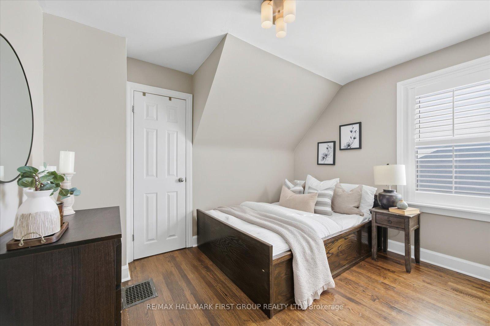 Photo 18 of 23 Flett Street, Clarington, Bowmanville — HOMEH